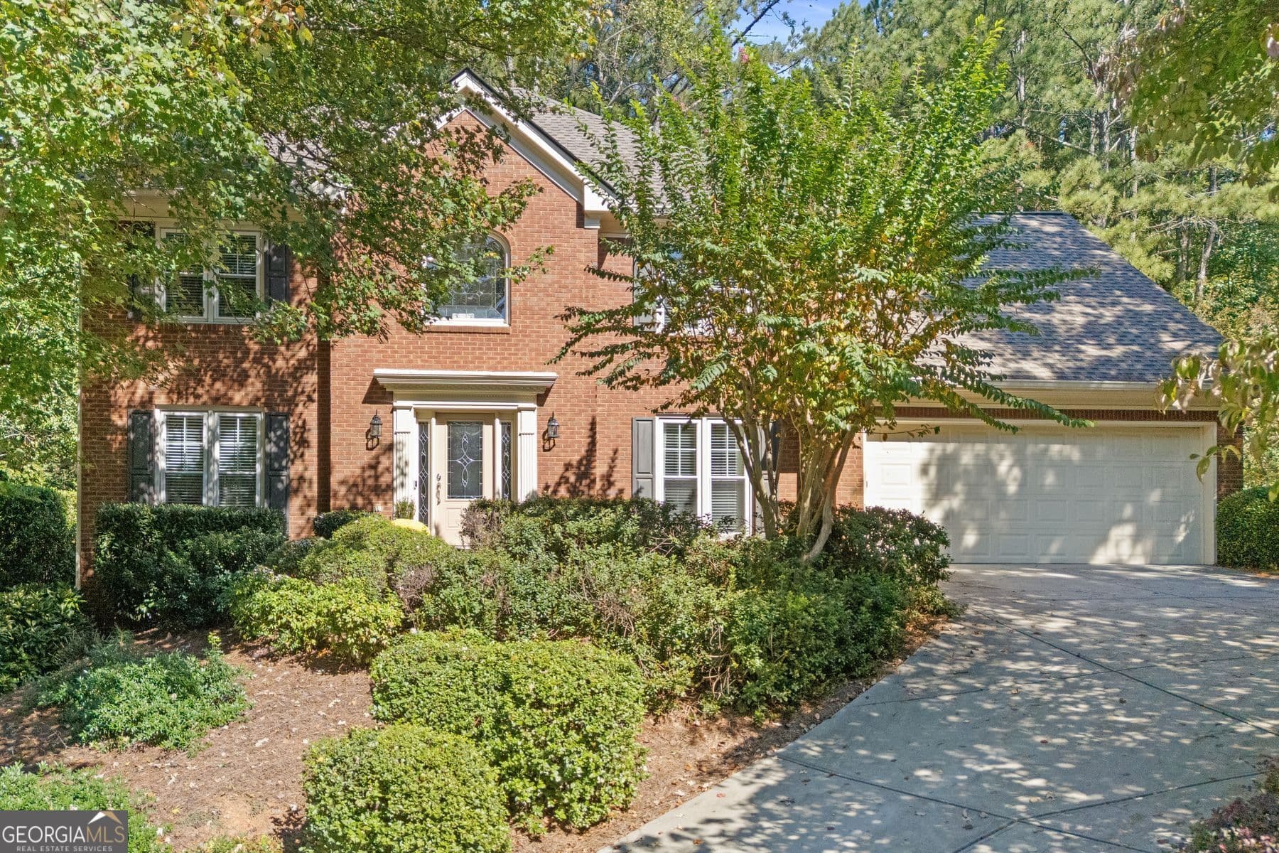 5 bedroom, 3 bathroom single family residence for sale at 2780 Abbottswell Drive, Alpharetta, GA 30022 — photo 4