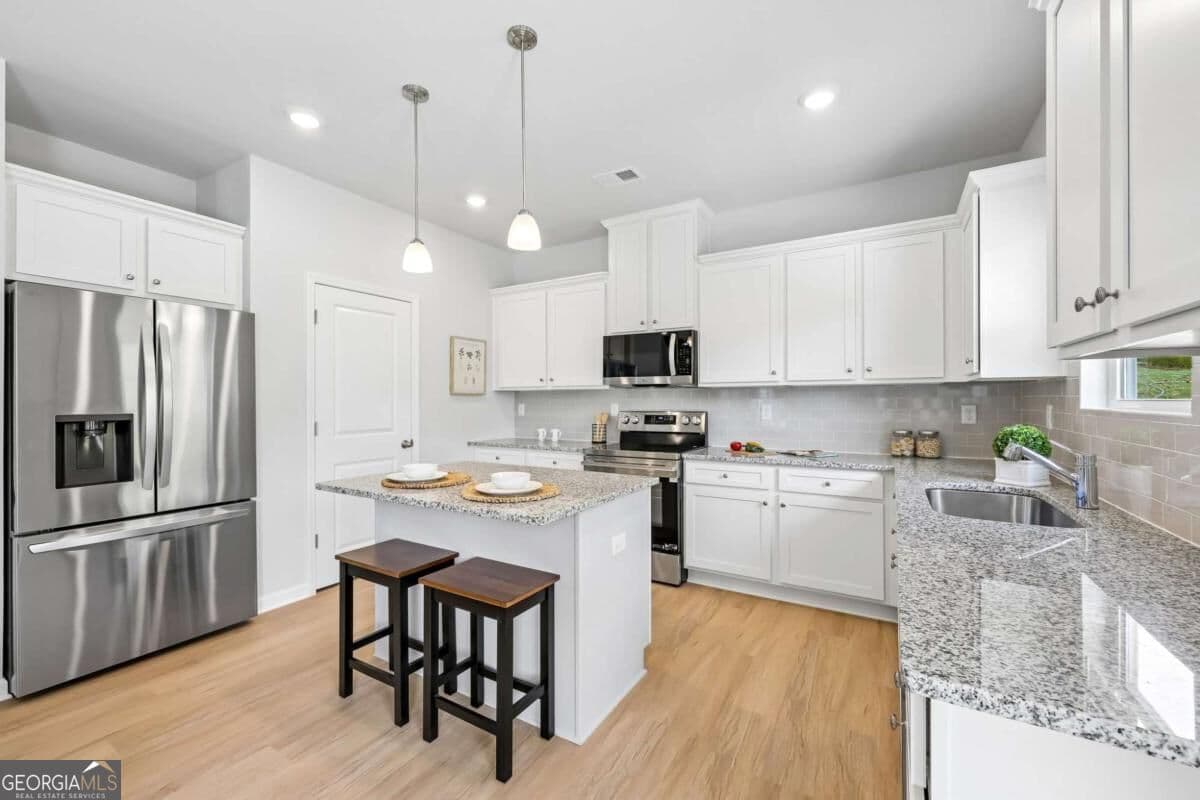 4 bedroom, 2.5 bathroom single family residence for sale at 103 Cedar Overlook Way, Winder, GA 30680 — photo 9