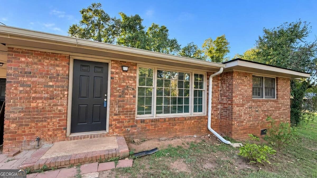 3 bedroom, 1 bathroom single family residence for sale at 113 Carter Street, Cornelia, GA 30531
