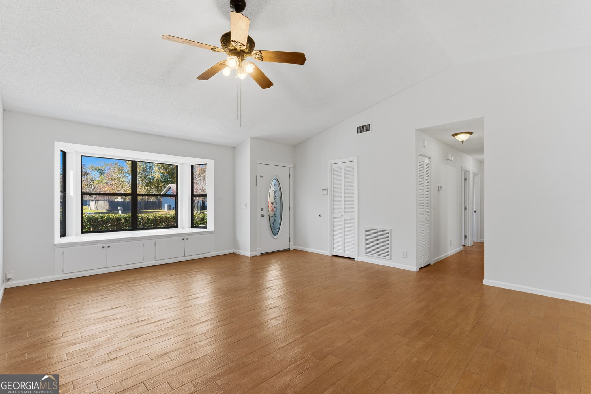 3 bedroom, 2 bathroom, 1,229 sq ft single family residence for rent at 404 Westgate Circle, St. Marys, GA 31558 for $1,850 a month — photo 5