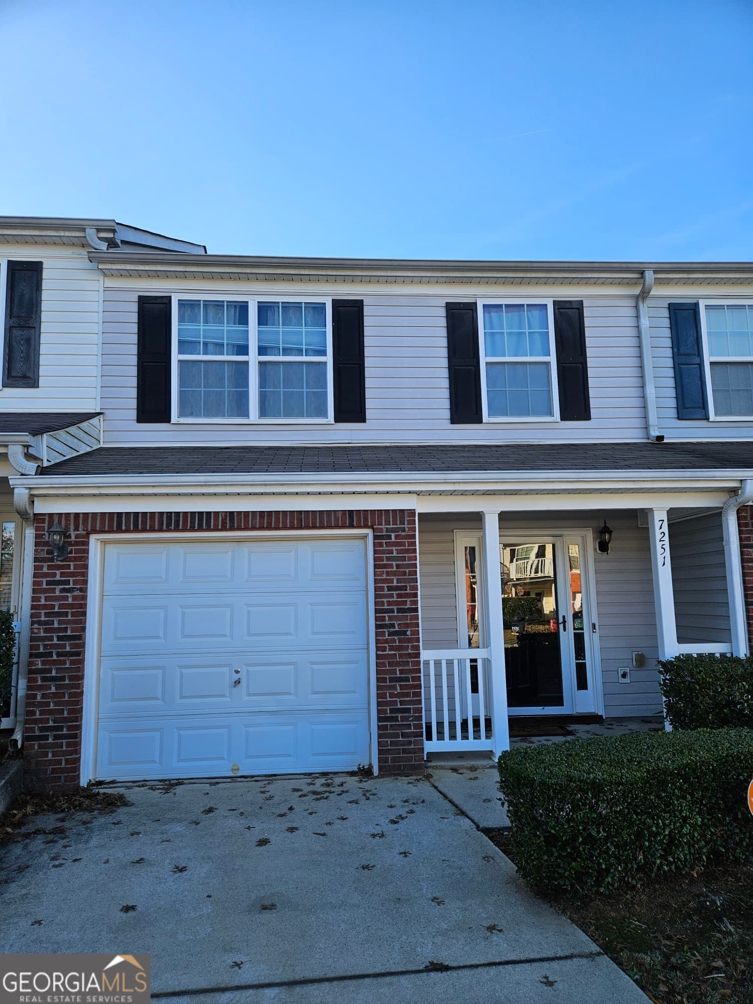 2 bedroom, 2.5 bathroom, 1,347 sq ft townhouse for sale at 7251 April Court, Morrow, GA 30260