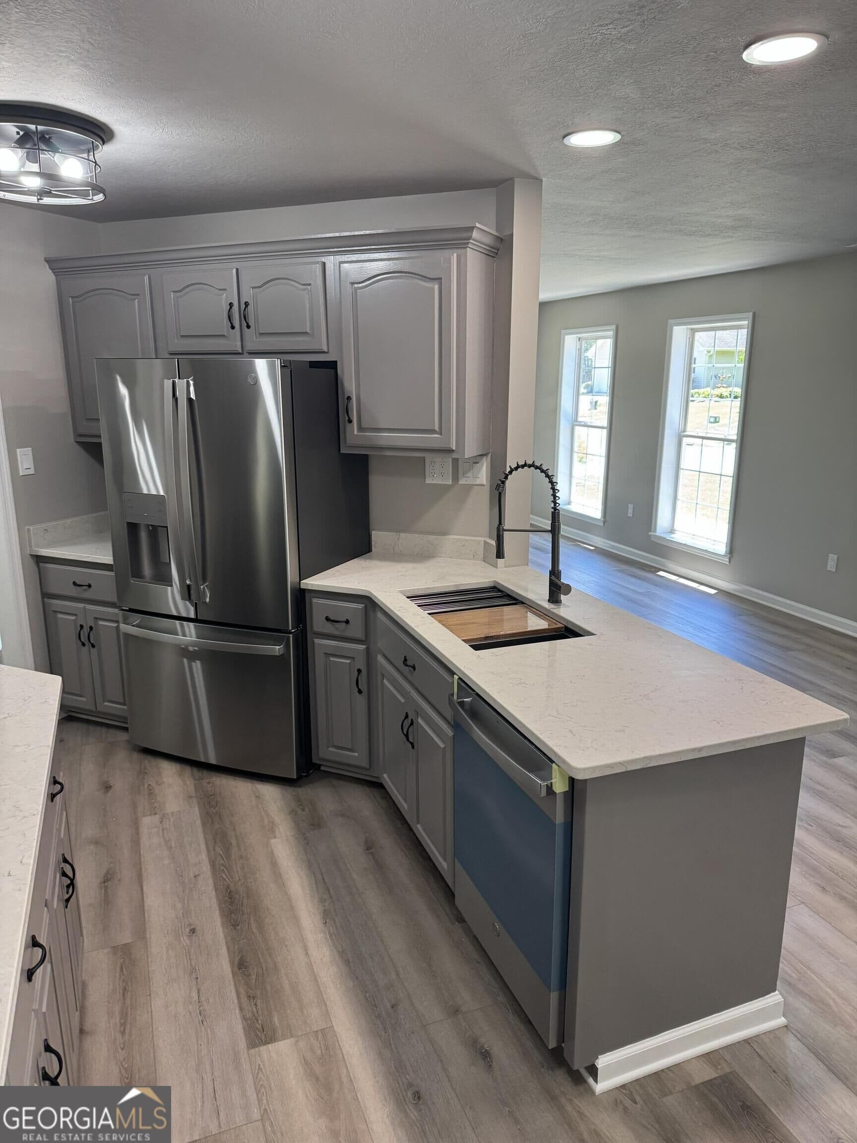 3 bedroom, 2 bathroom, 1,392 sq ft single family residence for sale at 64 Mountain Village Way, Blue Ridge, GA 30513 — photo 7