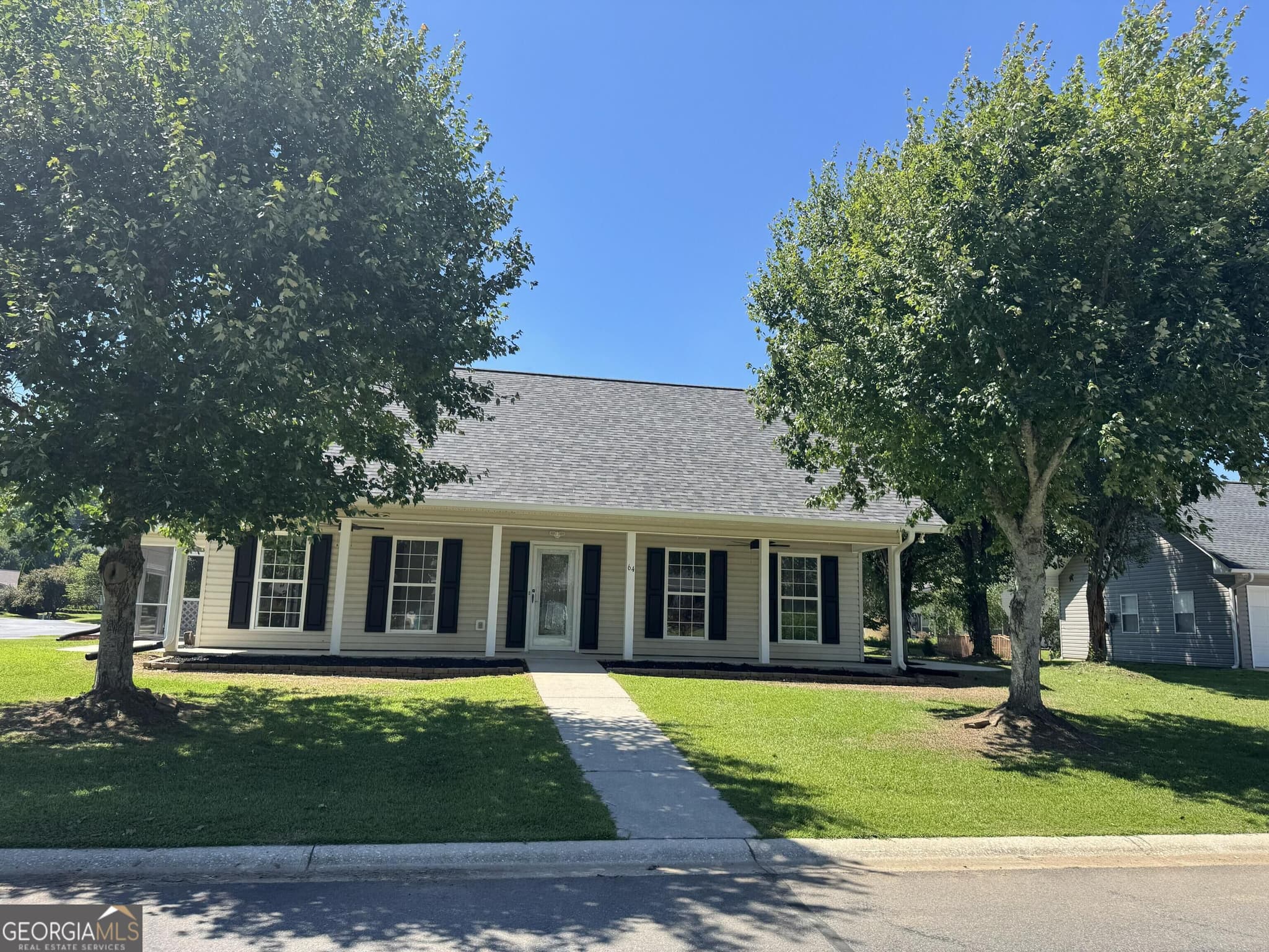 3 bedroom, 2 bathroom, 1,392 sq ft single family residence for sale at 64 Mountain Village Way, Blue Ridge, GA 30513 — photo 1 of 50