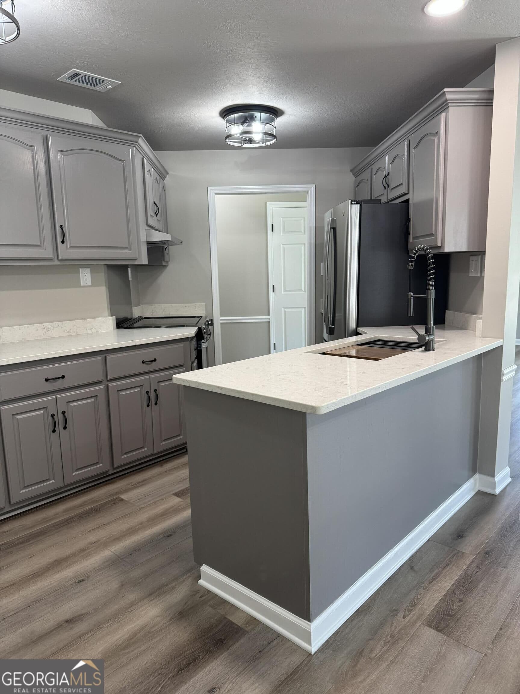 3 bedroom, 2 bathroom, 1,392 sq ft single family residence for sale at 64 Mountain Village Way, Blue Ridge, GA 30513 — photo 9