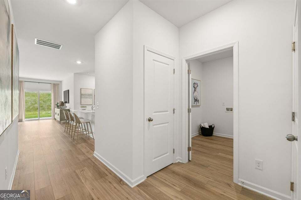 3 bedroom, 2 bathroom, 1,676 sq ft single family residence for sale at 73 Buck Creek Lane, Rossville, GA 30741 — photo 2