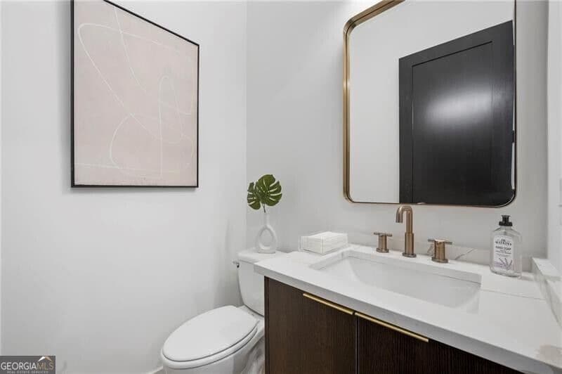 3 bedroom, 3.5 bathroom, 1,685 sq ft townhouse for sale at 1169 Penny Lane, Atlanta, GA 30329 — photo 7