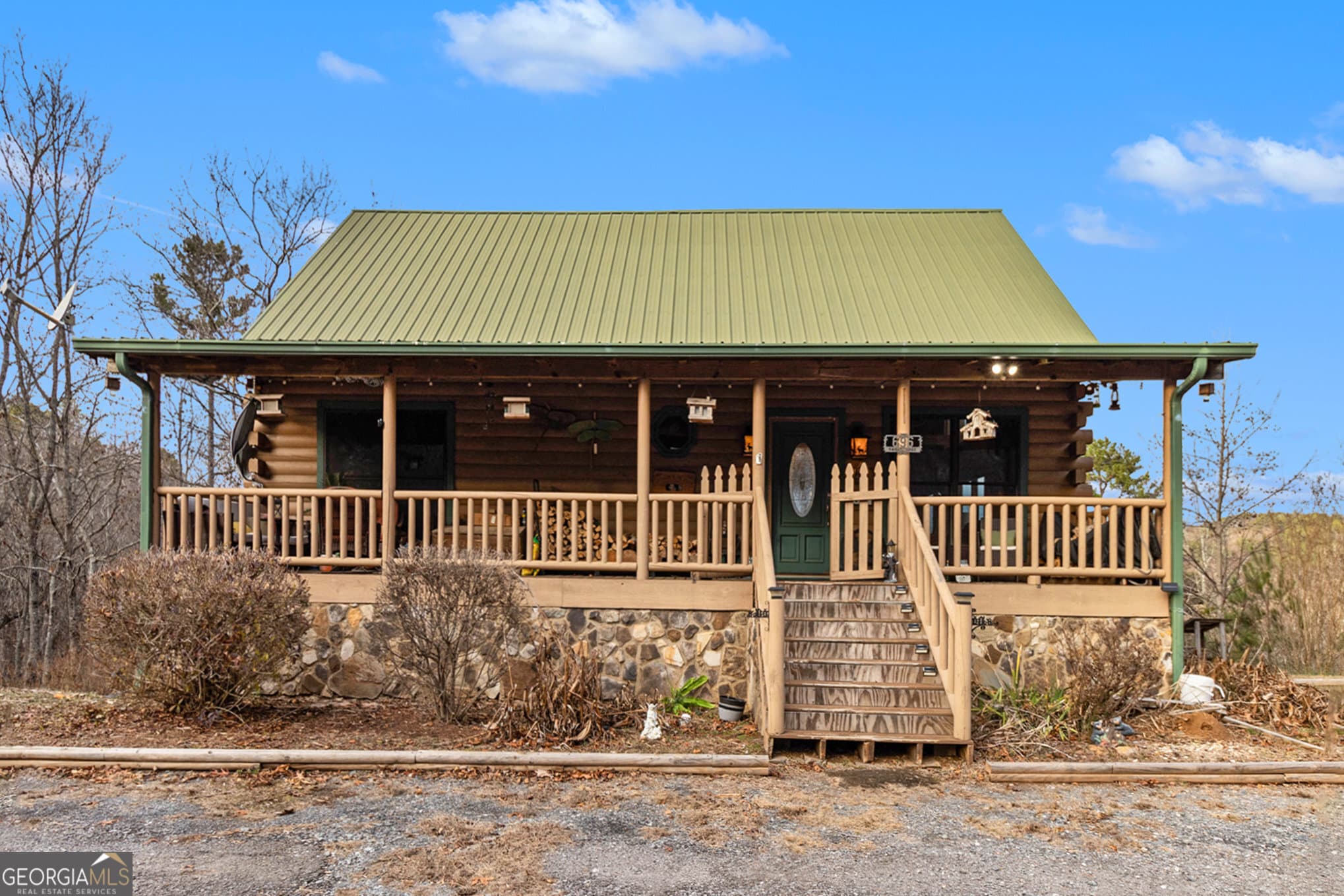3 bedroom, 3 bathroom, 2,900 sq ft cabin,single family residence for sale at 696 Railey Ridge, Ranger, GA 30734 — photo 2