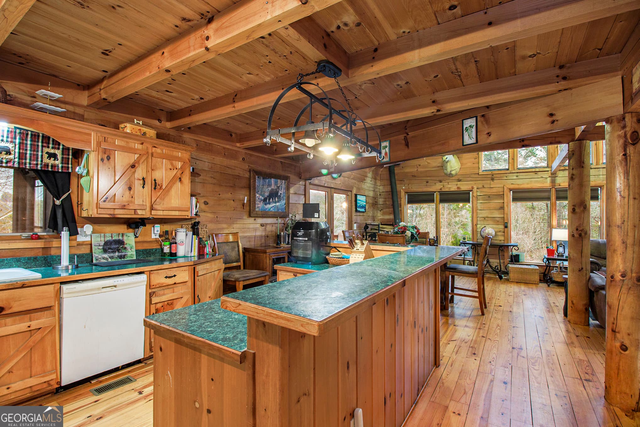 3 bedroom, 3 bathroom, 2,900 sq ft cabin,single family residence for sale at 696 Railey Ridge, Ranger, GA 30734 — photo 10