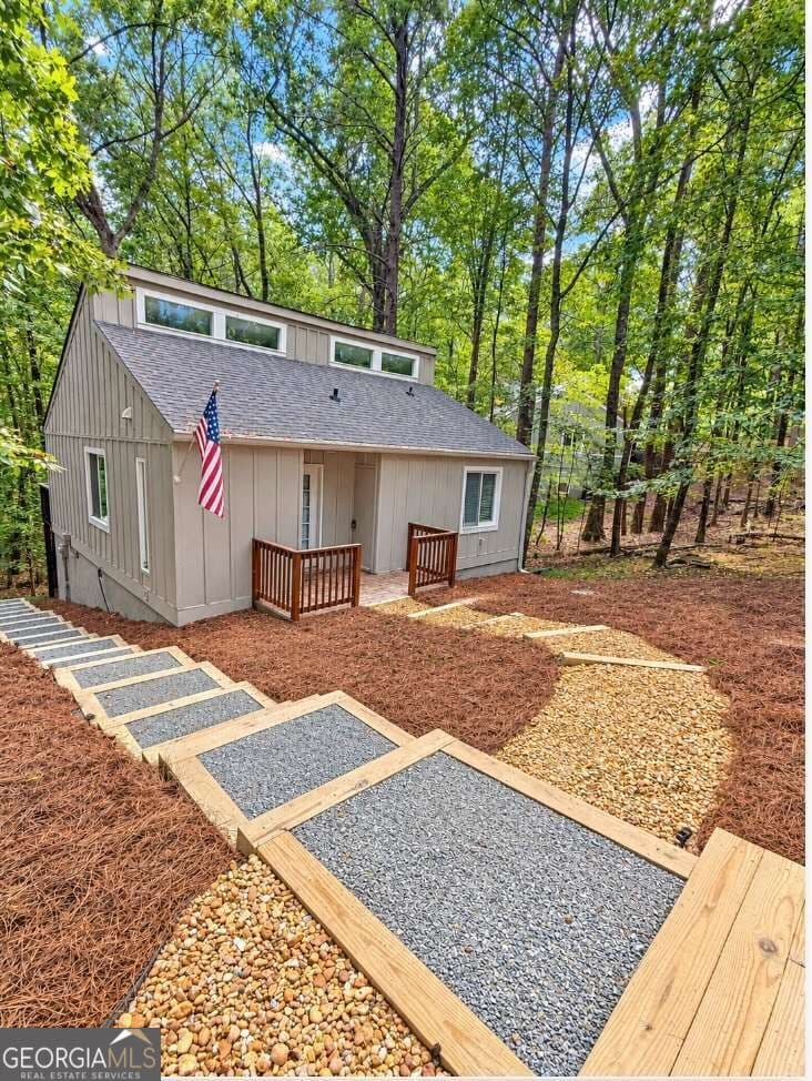 2 bedroom, 2 bathroom, 1,017 sq ft single family residence for sale at 110 Indian ridge Court, Waleska, GA 30183