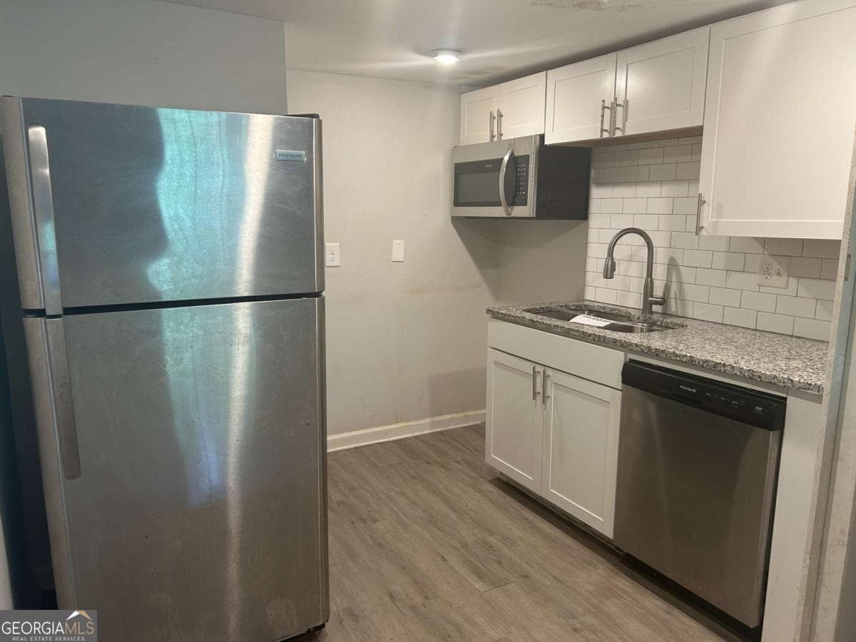 2 bedroom, 2.5 bathroom, 1,728 sq ft townhouse for sale at 2604 Campbellton Road A6, Atlanta, GA 30311 — photo 5