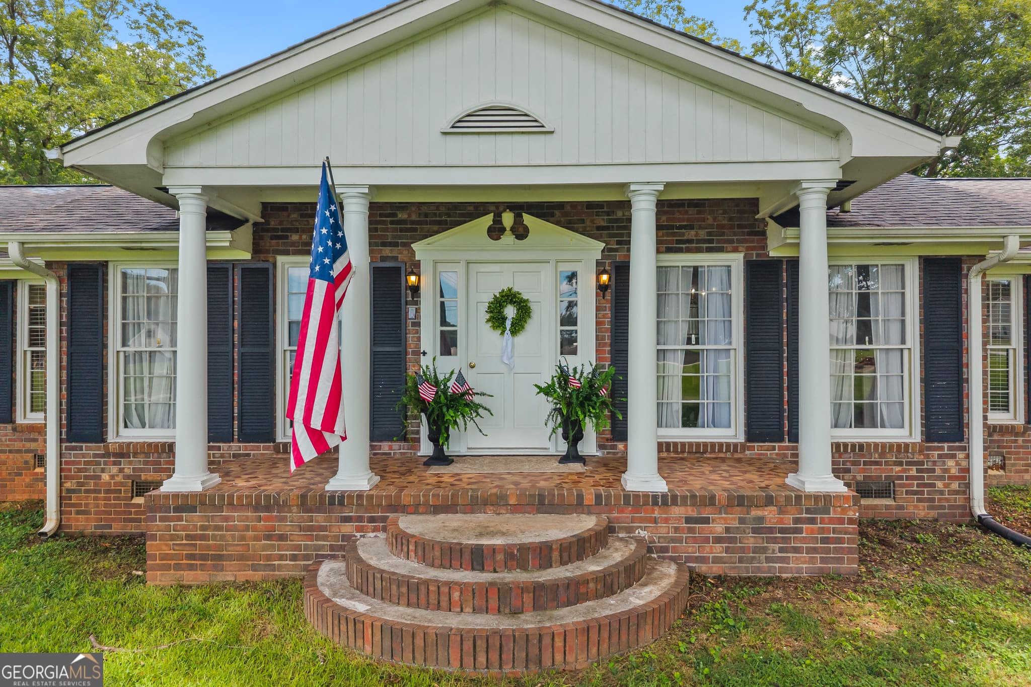 4 bedroom, 2.5 bathroom, 2,560 sq ft single family residence for sale at 16530 Highway 59, Carnesville, GA 30521 — photo 4