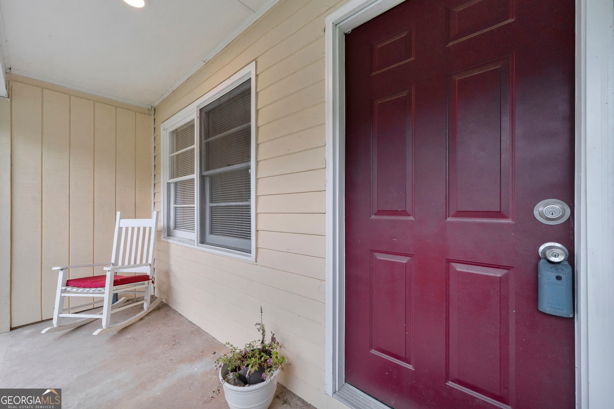 3 bedroom, 1.5 bathroom, 1,101 sq ft single family residence for sale at 514 S Broad Street, Toccoa, GA 30577 — photo 5