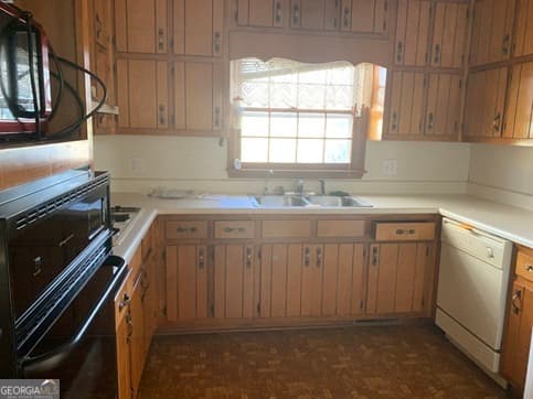 3 bedroom, 2 bathroom, 1,420 sq ft single family residence for sale at 117 Russell Circle, Mcdonough, GA 30252 — photo 9