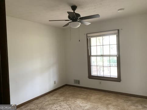 3 bedroom, 2 bathroom, 1,420 sq ft single family residence for sale at 117 Russell Circle, Mcdonough, GA 30252 — photo 4