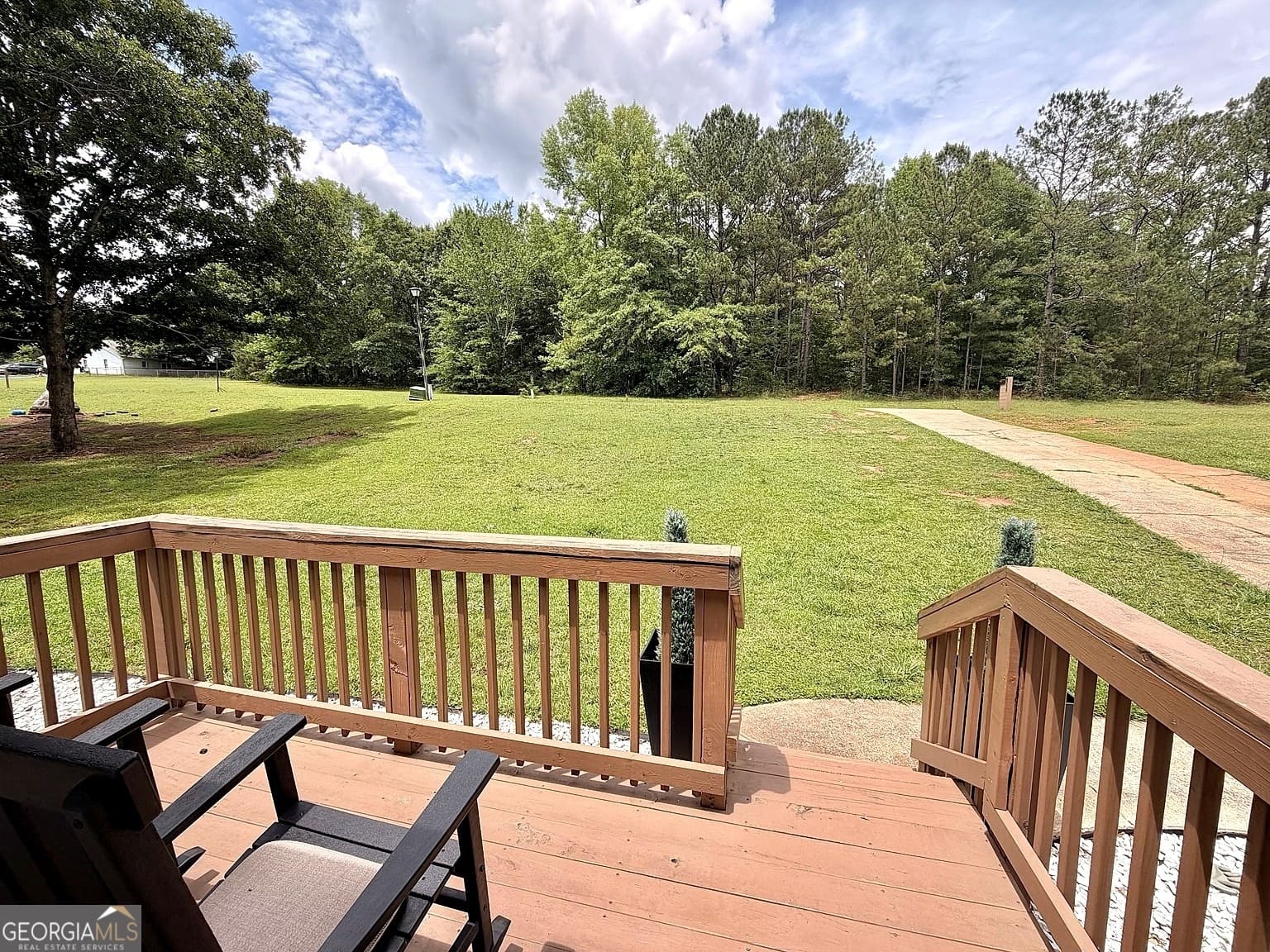 3 bedroom, 2 bathroom, 1,144 sq ft single family residence for sale at 250 Prestigious Place, Senoia, GA 30276 — photo 3