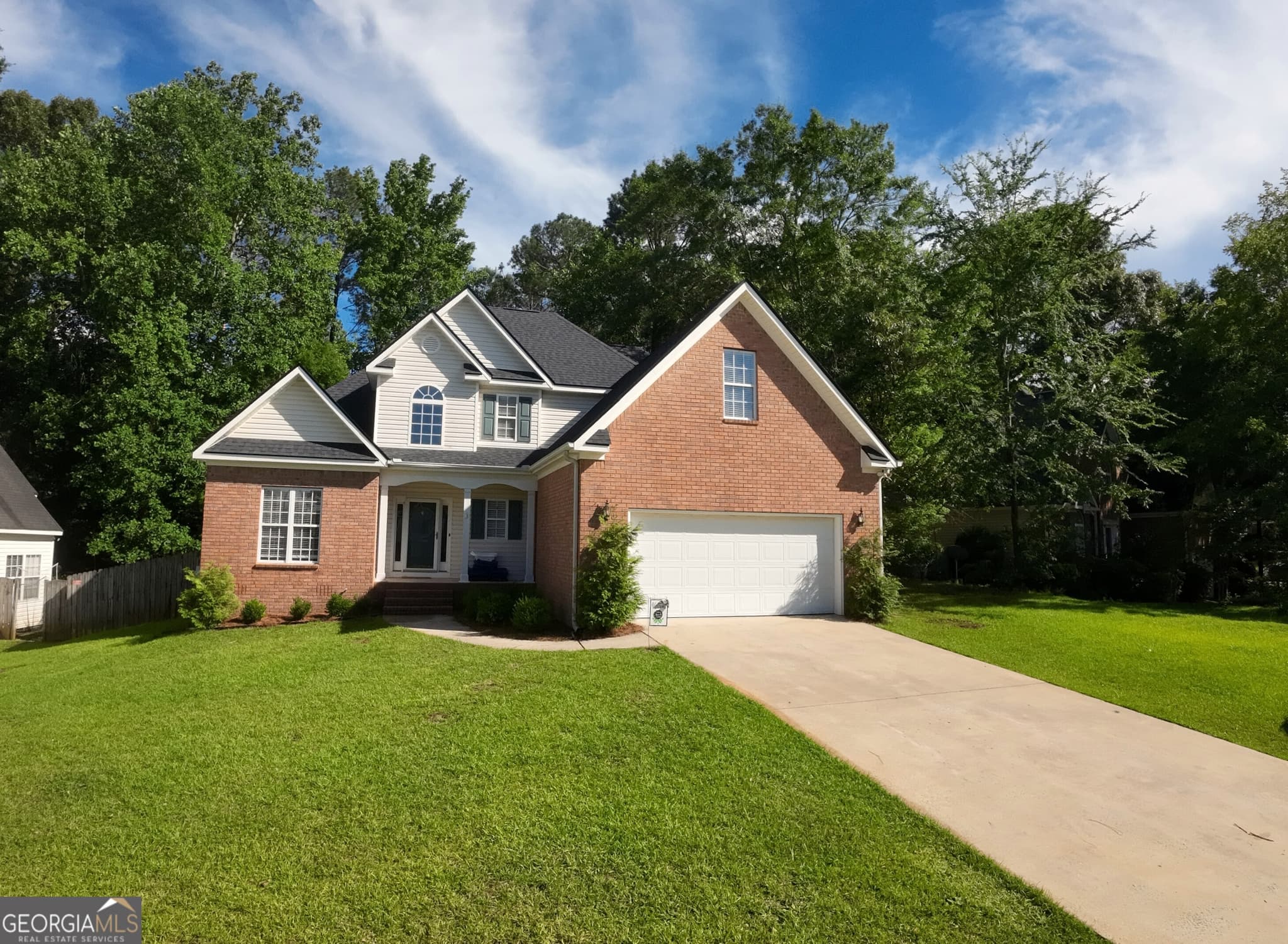 4 bedroom, 2.5 bathroom, 2,392 sq ft single family residence sold at 116 Brookefield Drive, Macon, GA 31210