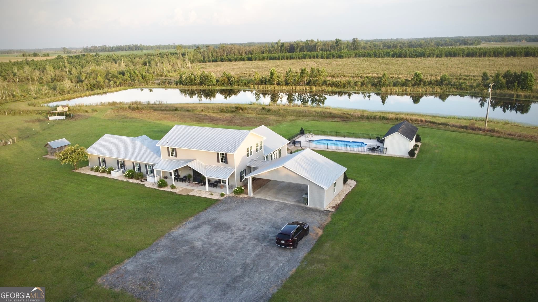 8 bedroom, 8 bathroom, 8,105 sq ft single family residence for sale at 2495 & 2493 Broxton Highway, Denton, GA 31532 — photo 4
