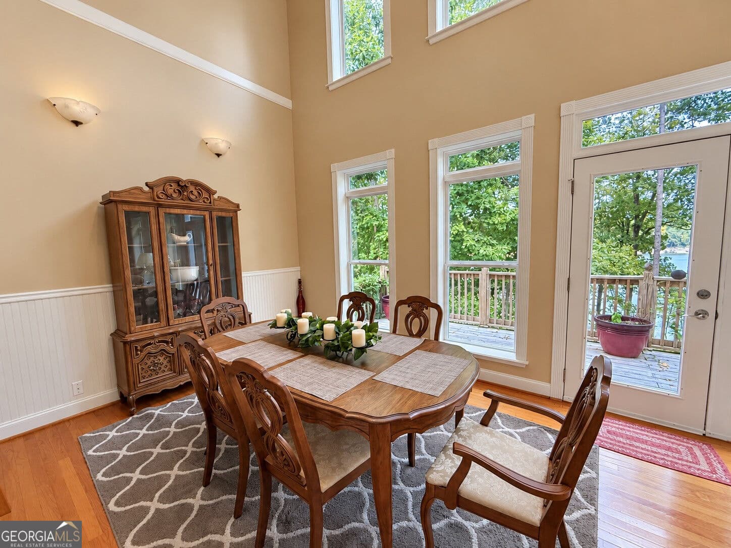 4 bedroom, 3.5 bathroom, 3,500 sq ft single family residence for sale at 669 Shorewood Circle, Toccoa, GA 30577 — photo 4