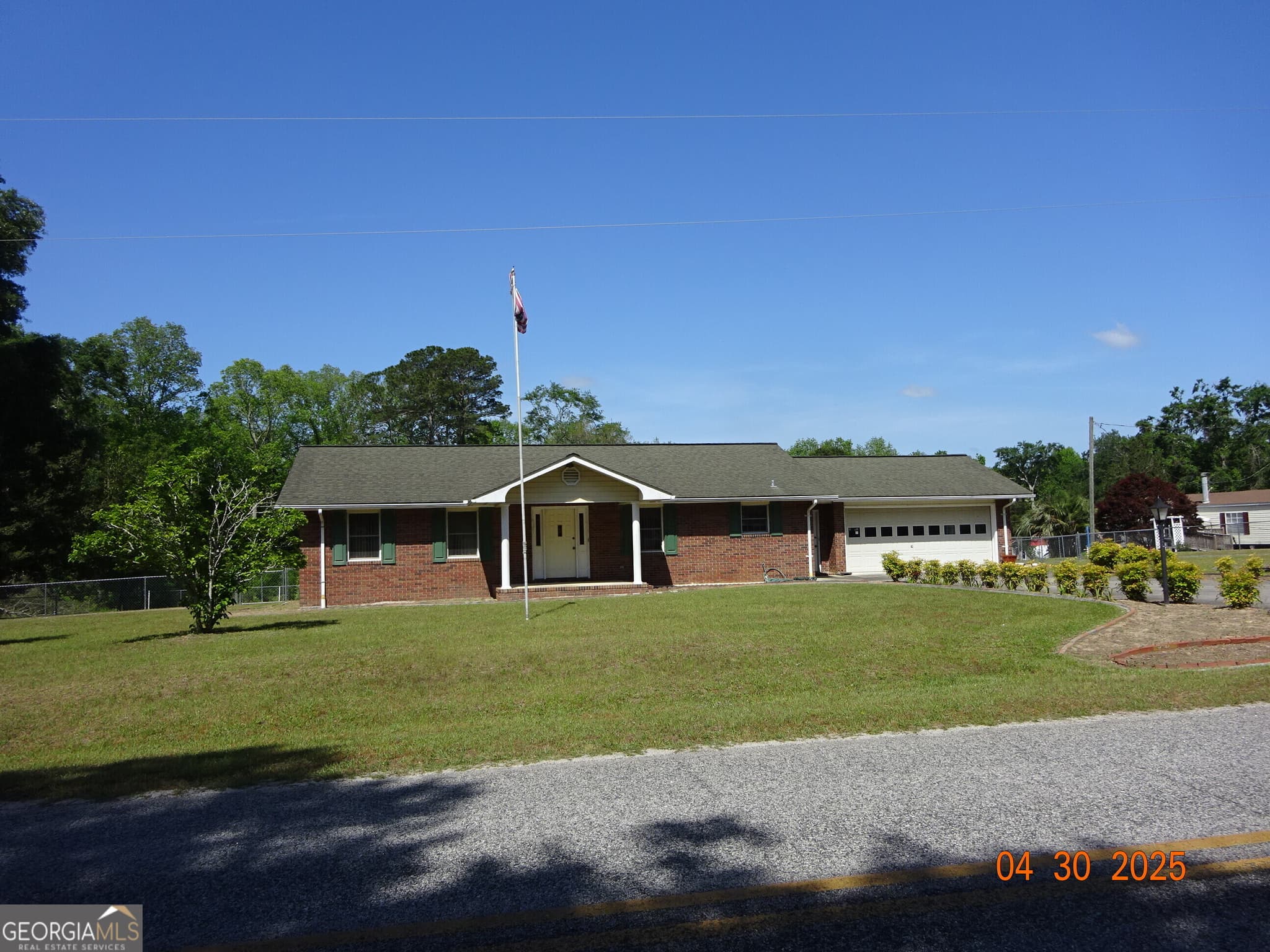 3 bedroom, 2 bathroom, 2,688 sq ft single family residence sold at 203 Rec Dept Road, Claxton, GA 30417