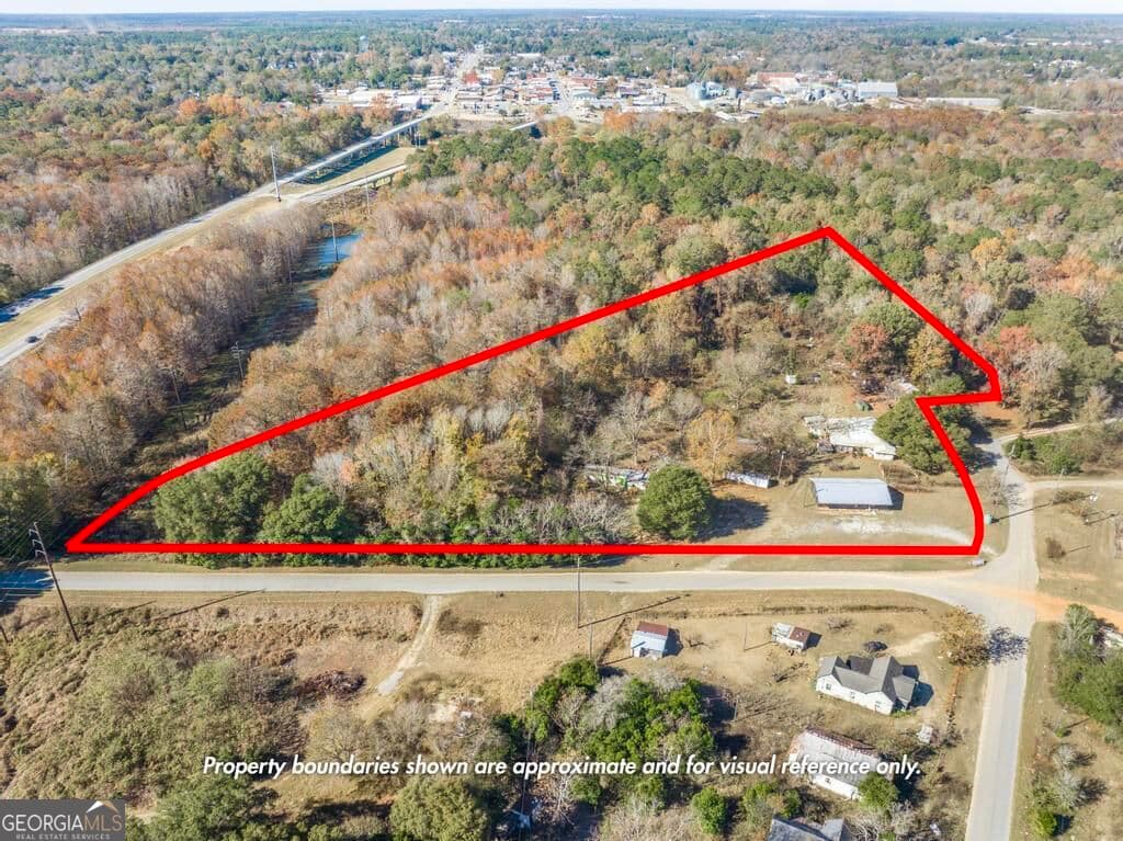 3 bedroom, 2.5 bathroom, 1,508 sq ft single family residence for sale at 51 Louie Blount Road, Hawkinsville, GA 31036
