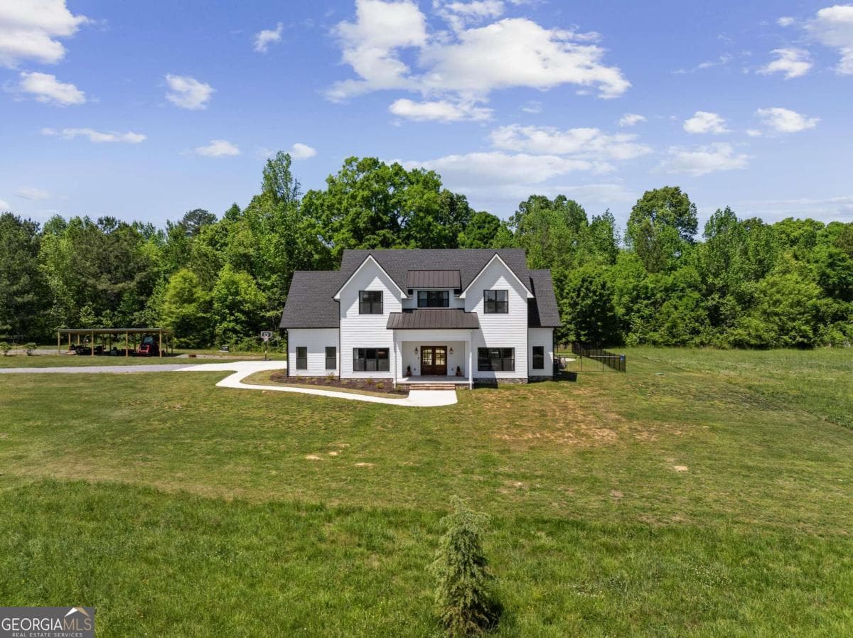 4 bedroom, 3.5 bathroom, 3,813 sq ft single family residence for sale at 876 Cline Road, Resaca, GA 30735 — photo 2