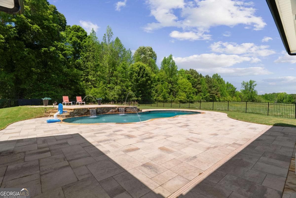 4 bedroom, 3.5 bathroom, 3,813 sq ft single family residence for sale at 876 Cline Road, Resaca, GA 30735 — photo 5