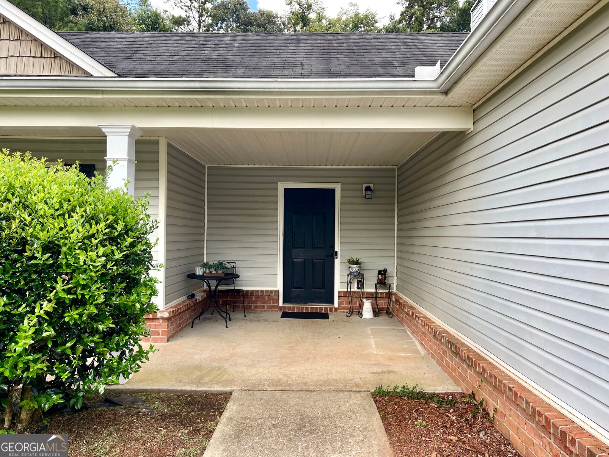 3 bedroom, 2 bathroom, 1,607 sq ft single family residence for sale at 231 Cabernet Street, Athens, GA 30601 — photo 3