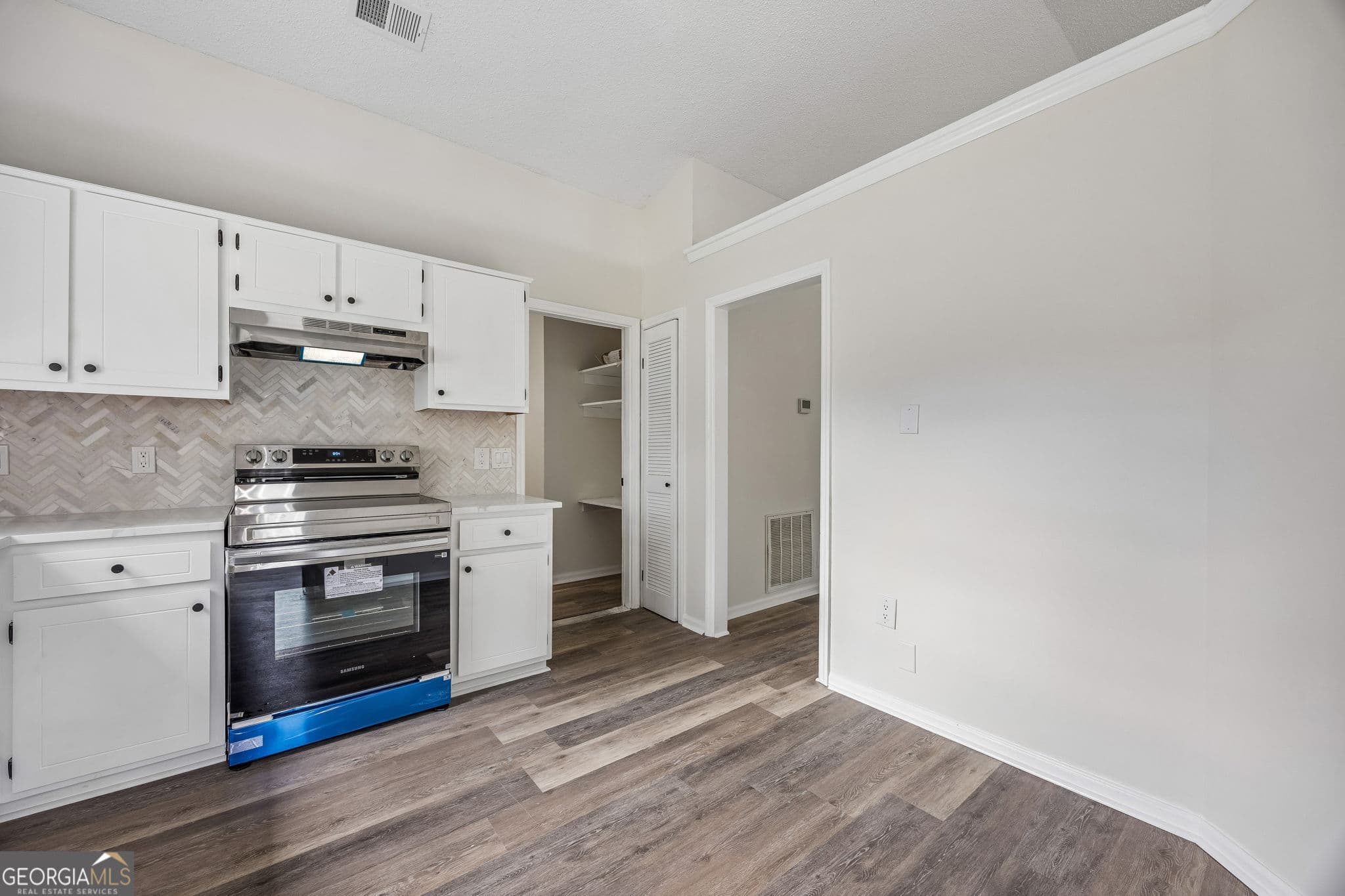 3 bedroom, 2 bathroom, 1,299 sq ft single family residence for sale at 144 Woodvalley Court, Kingsland, GA 31548 — photo 9
