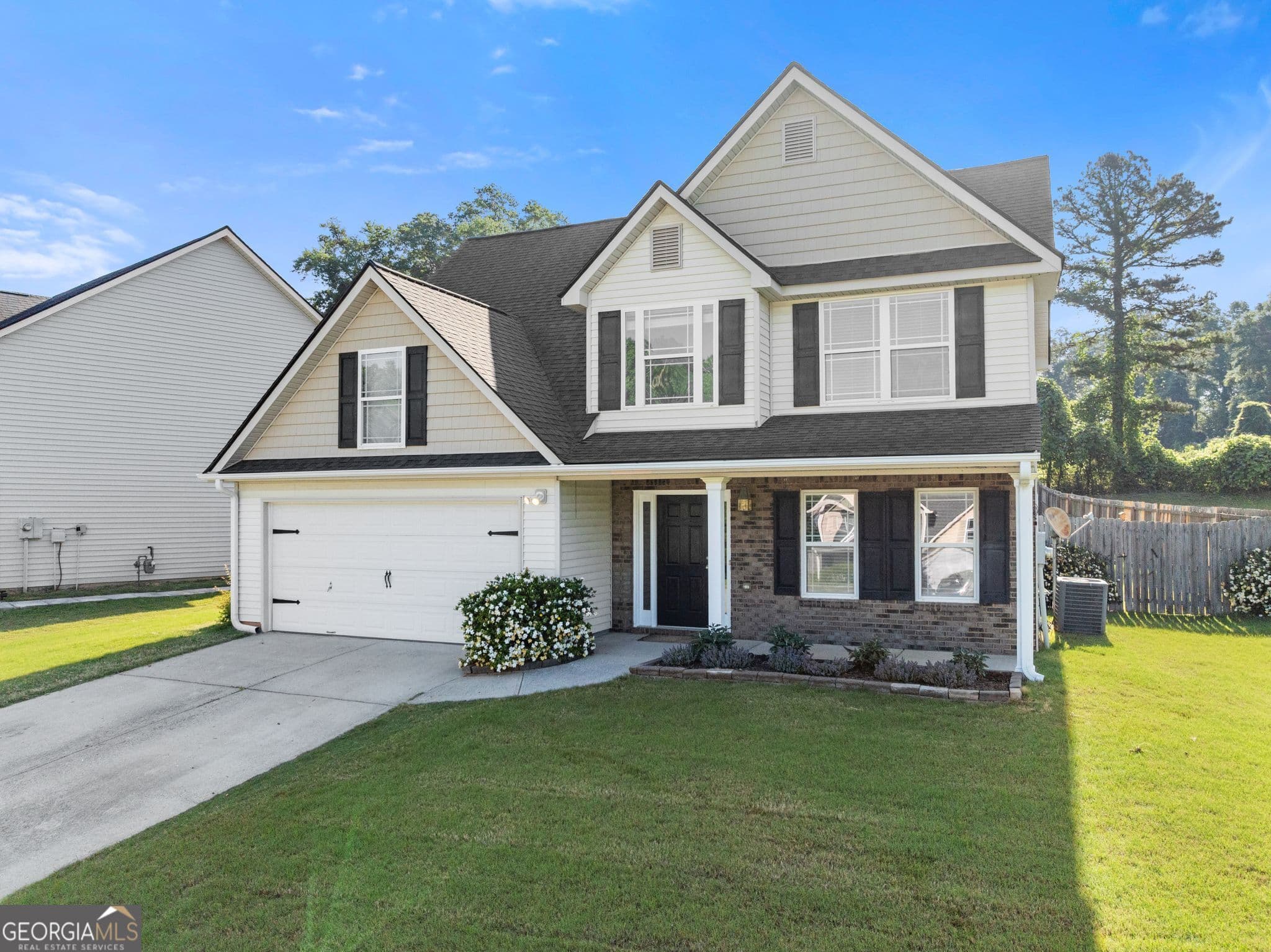 4 bedroom, 2.5 bathroom, 1,996 sq ft single family residence sold at 242 Oceanliner Drive, Winder, GA 30680