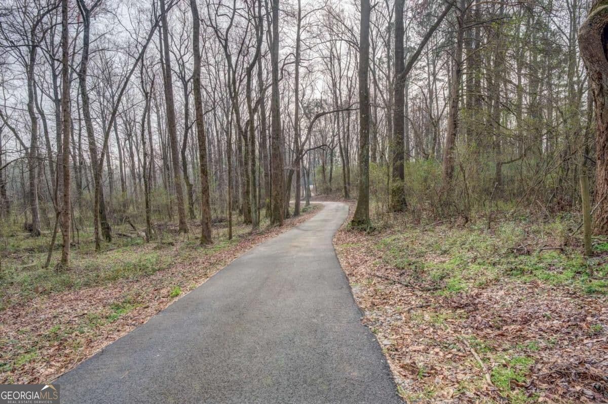 3 bedroom, 3.5 bathroom, 3,212 sq ft single family residence for sale at 6500 Post Road, Monticello, GA 31064 — photo 3