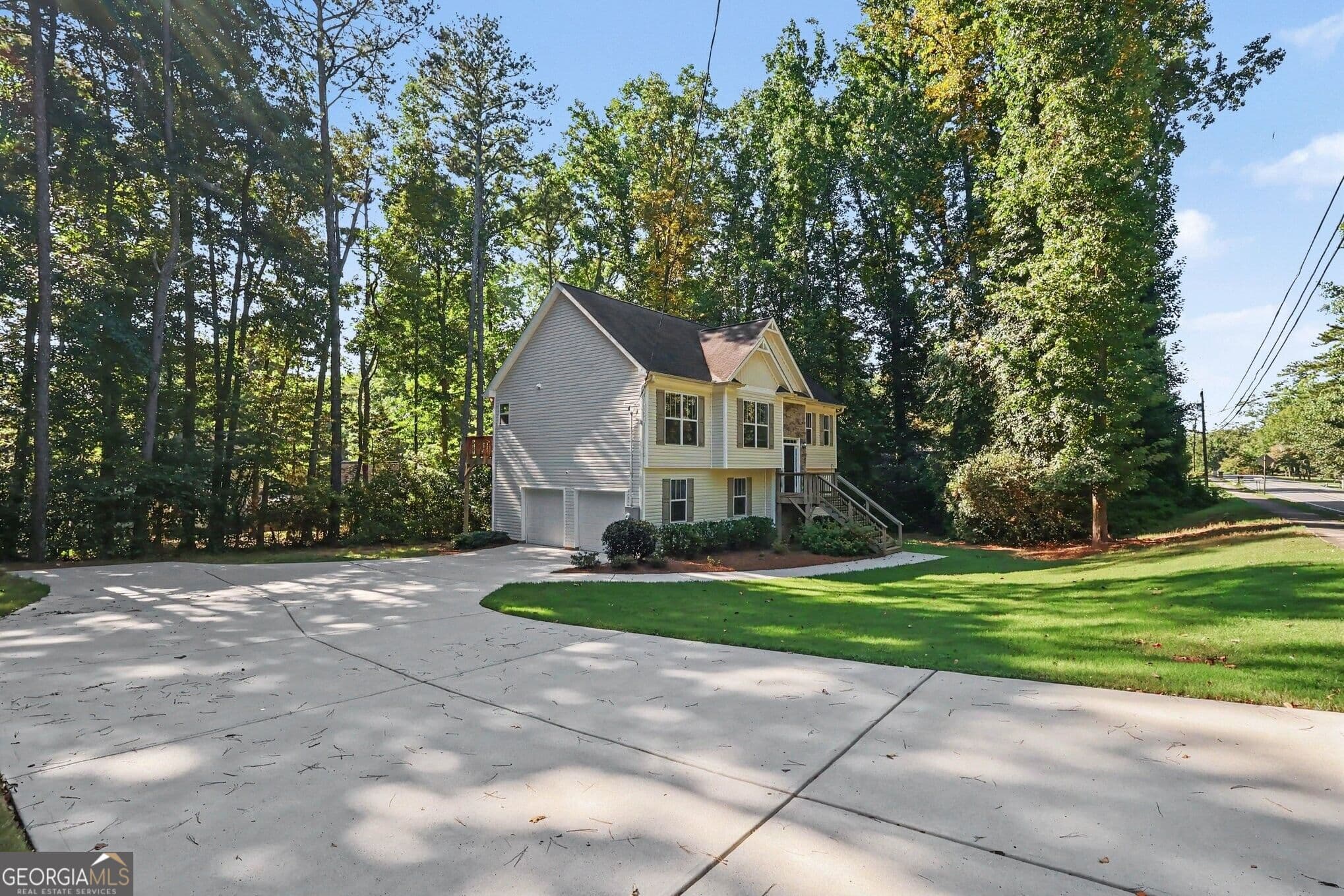 4 bedroom, 3 bathroom, 1,953 sq ft single family residence for sale at 4901 Glore Road, Mableton, GA 30126 — photo 7