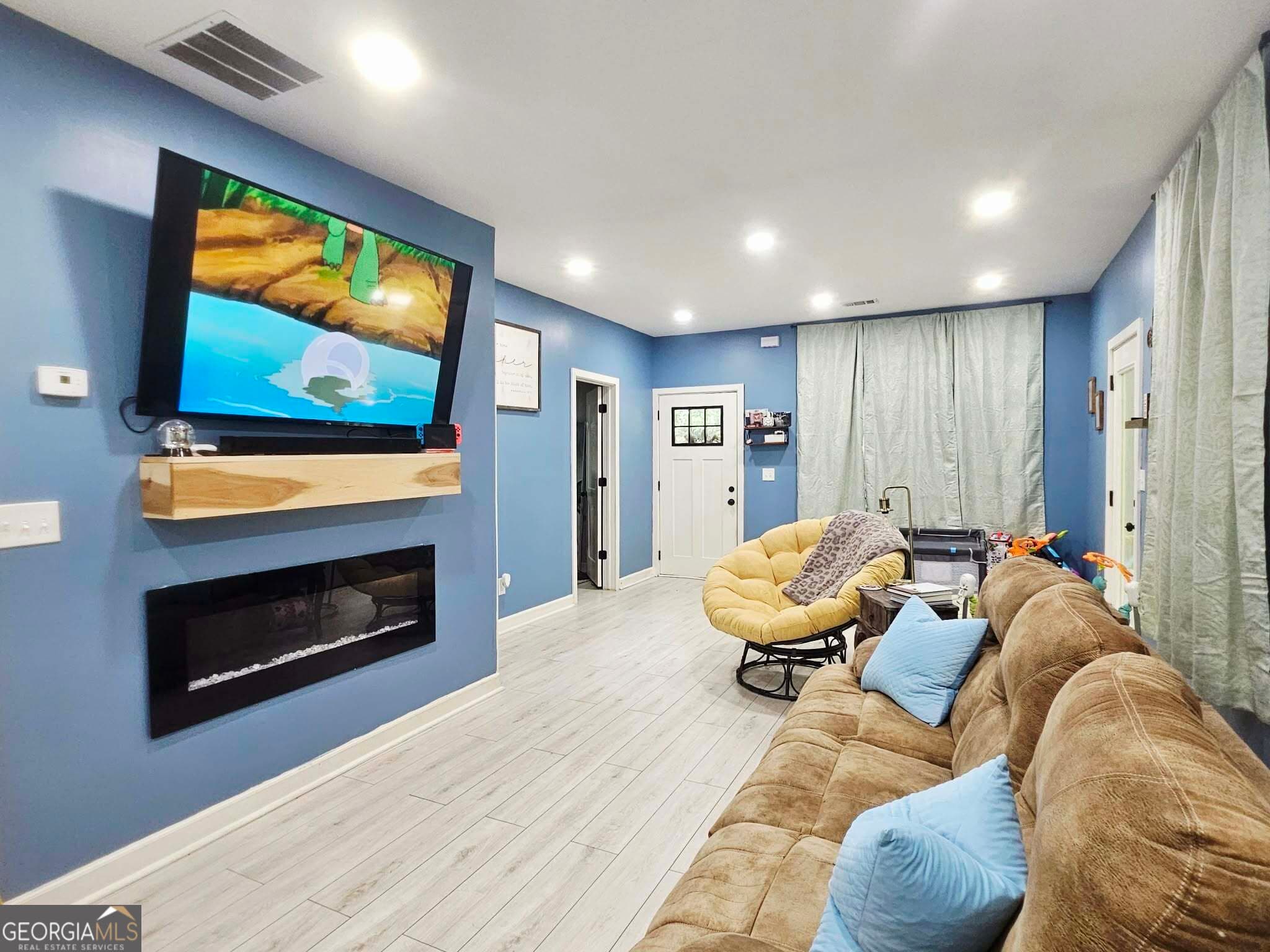 2 bedroom, 1 bathroom, 1,036 sq ft single family residence for sale at 603 Avenue F, West Point, GA 31833 — photo 5