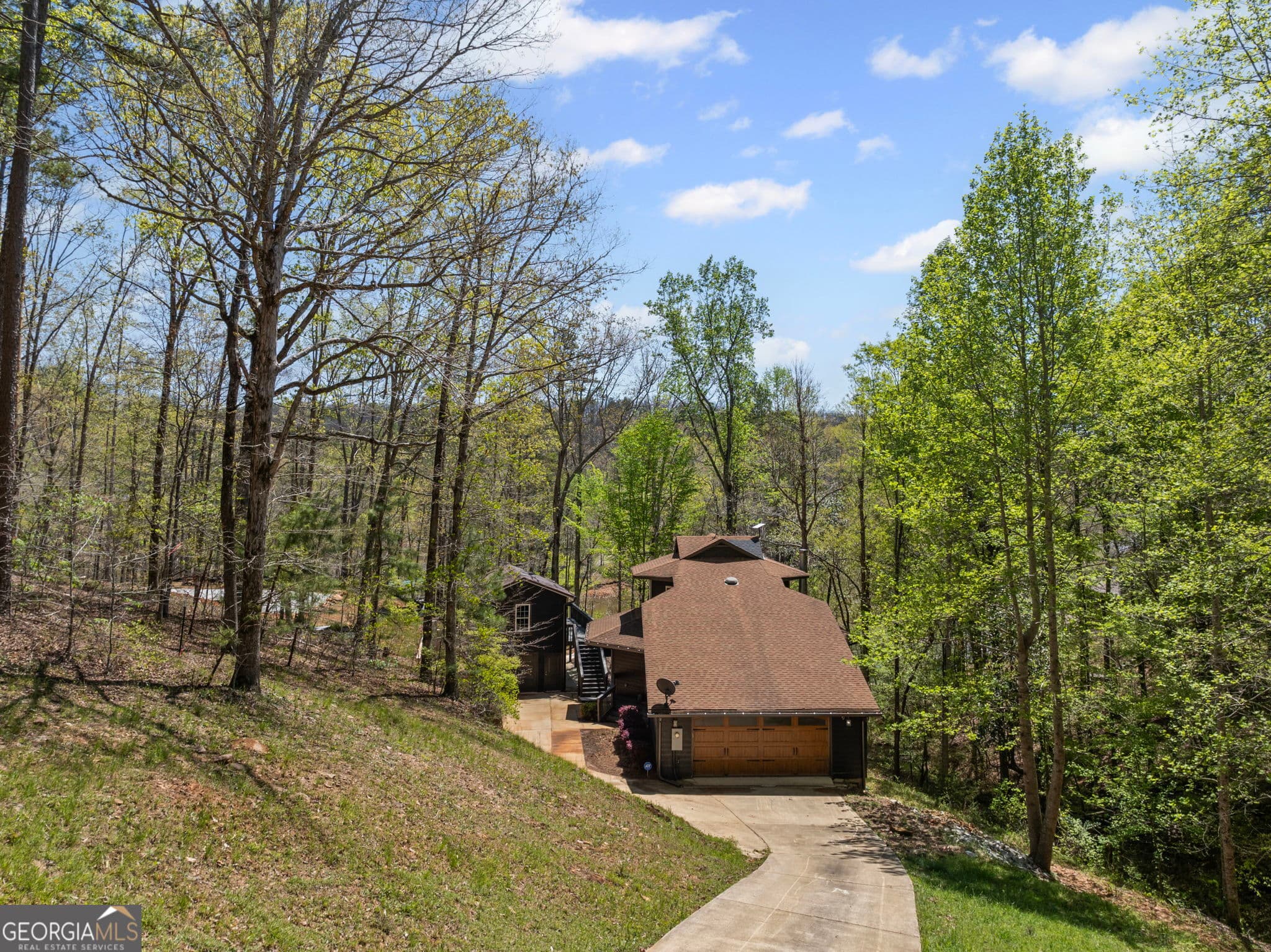 3 bedroom, 2 bathroom, 1,960 sq ft single family residence for sale at 73 Knock About Lane, Wedowee, AL 36278 — photo 6