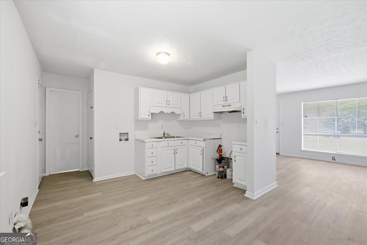 3 bedroom, 1 bathroom, 950 sq ft single family residence for rent at 1947 Grange Drive, Atlanta, GA 30315 for $1,650 a month — photo 7