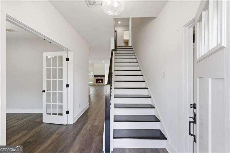 4 bedroom, 3.5 bathroom, 2,460 sq ft single family residence for sale at 139 Old Alabama Road, Emerson, GA 30137 — photo 5