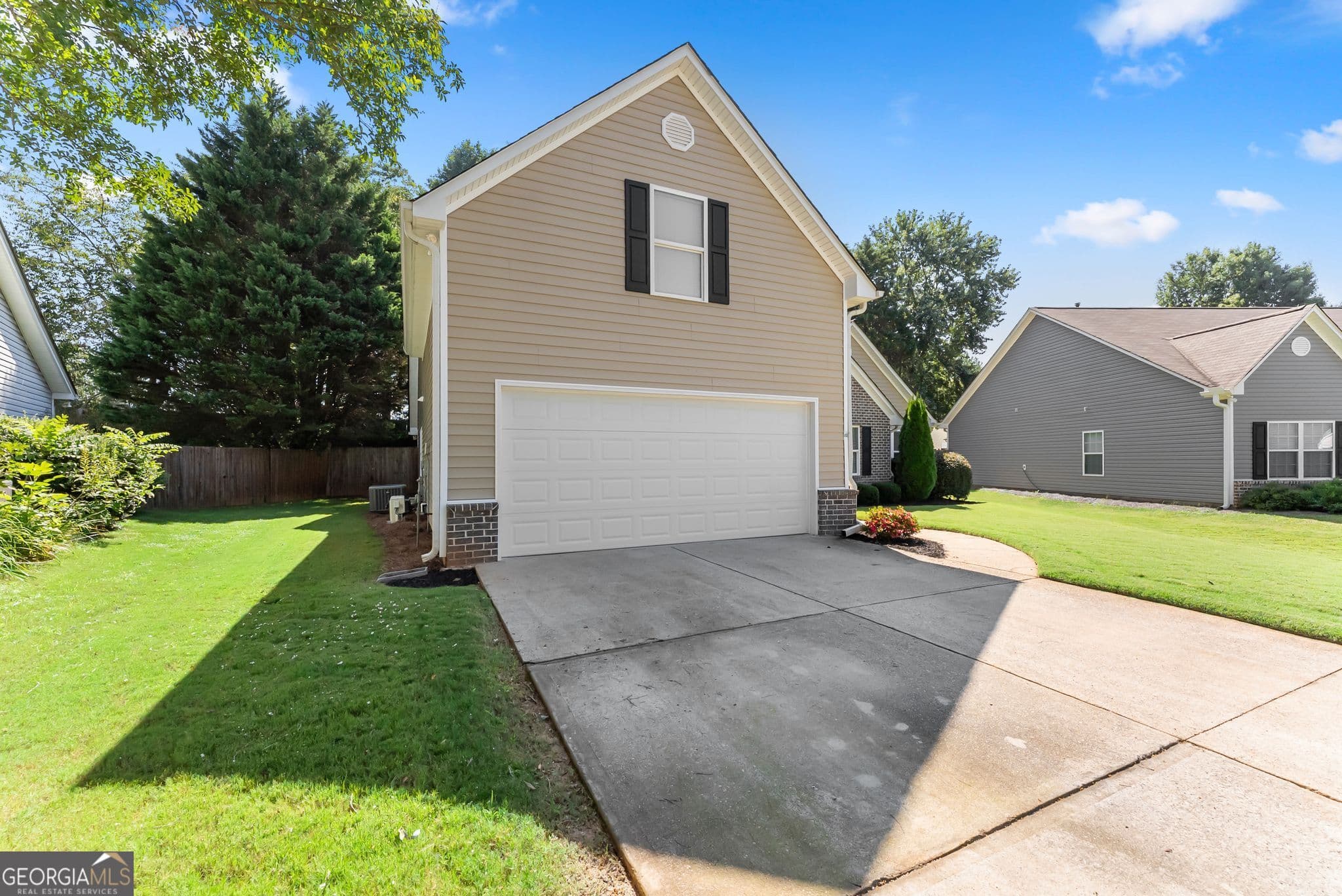 4 bedroom, 2 bathroom single family residence for sale at 60 Burts Crossing Drive, Dawsonville, GA 30534 — photo 6