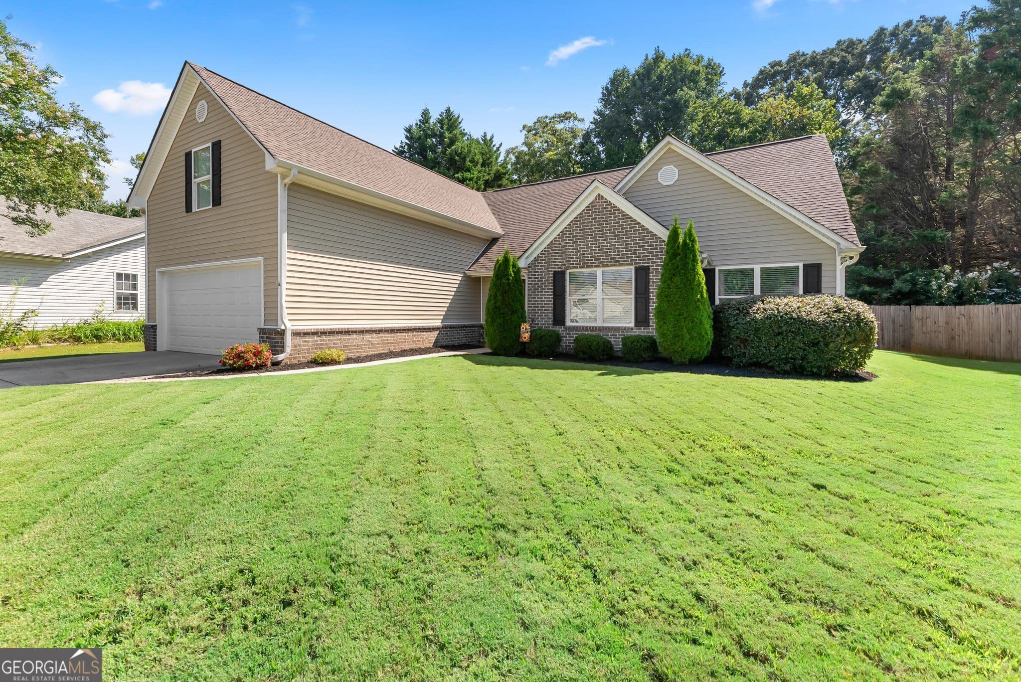 4 bedroom, 2 bathroom single family residence for sale at 60 Burts Crossing Drive, Dawsonville, GA 30534 — photo 8