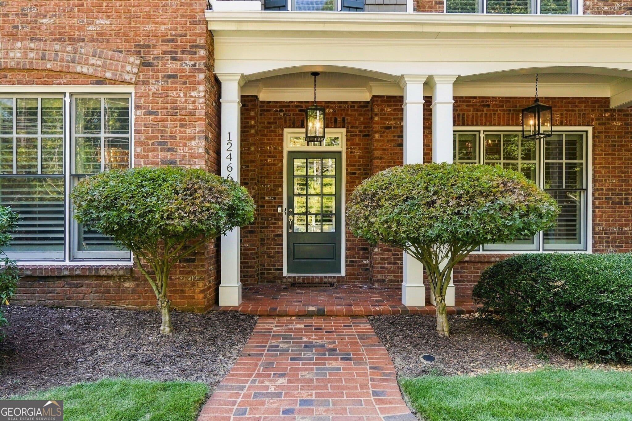 6 bedroom, 5 bathroom, 4,104 sq ft single family residence for sale at 12466 Broadwell Road, Milton, GA 30004 — photo 3