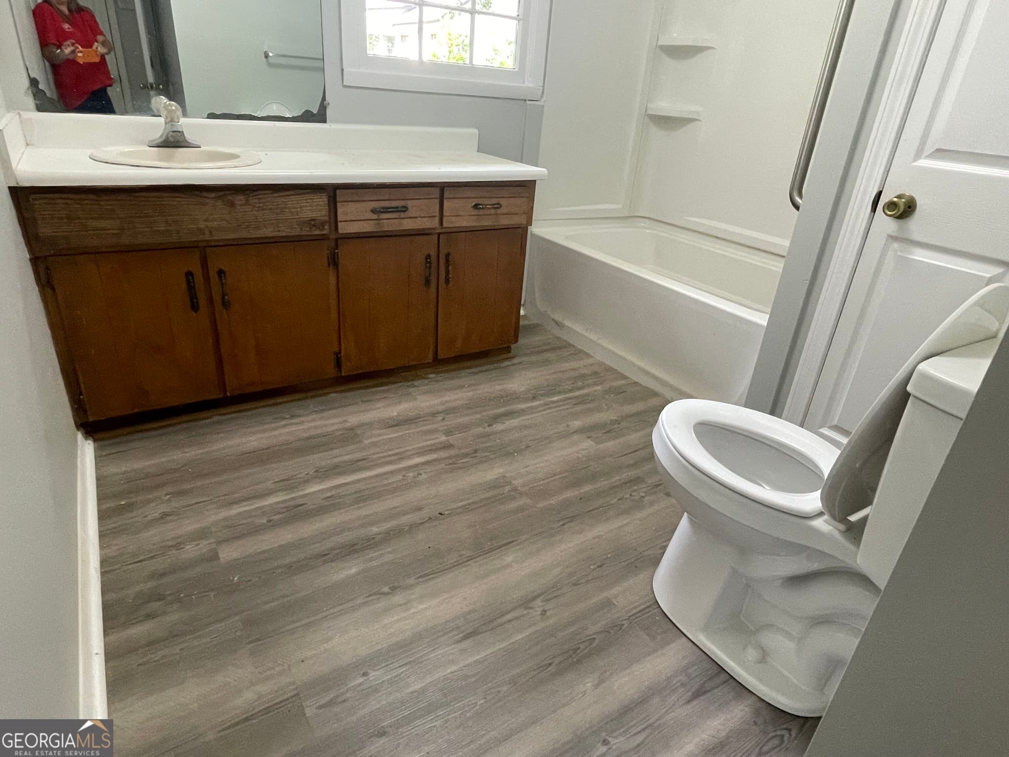 3 bedroom, 2 bathroom, 1,122 sq ft single family residence for sale at 124 Alexander Avenue, Reidsville, GA 30453 — photo 10