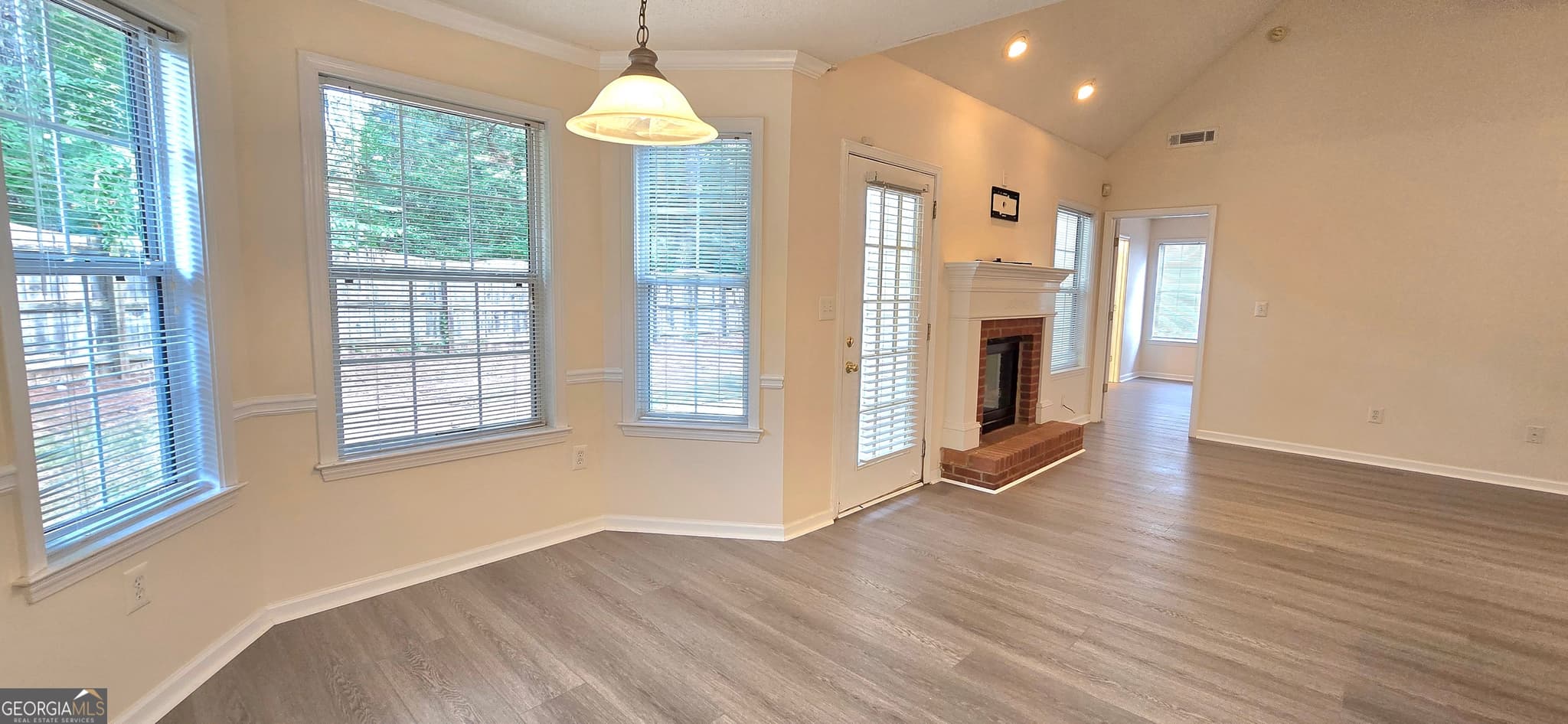 3 bedroom, 2 bathroom, 1,427 sq ft single family residence for rent at 2 Mill Ridge Place, Newnan, GA 30263 for $2,200 a month — photo 3