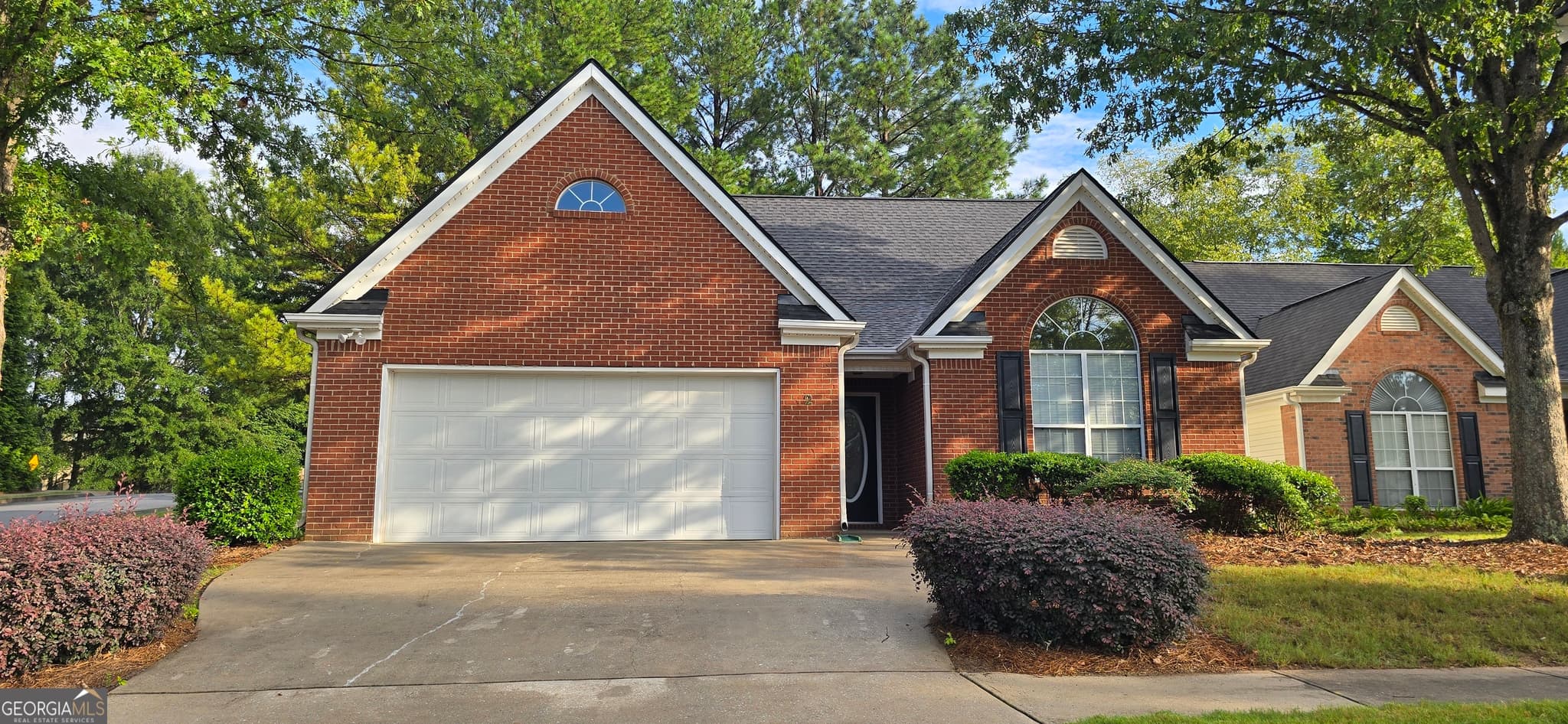 3 bedroom, 2 bathroom, 1,427 sq ft single family residence for rent at 2 Mill Ridge Place, Newnan, GA 30263 for $2,200 a month