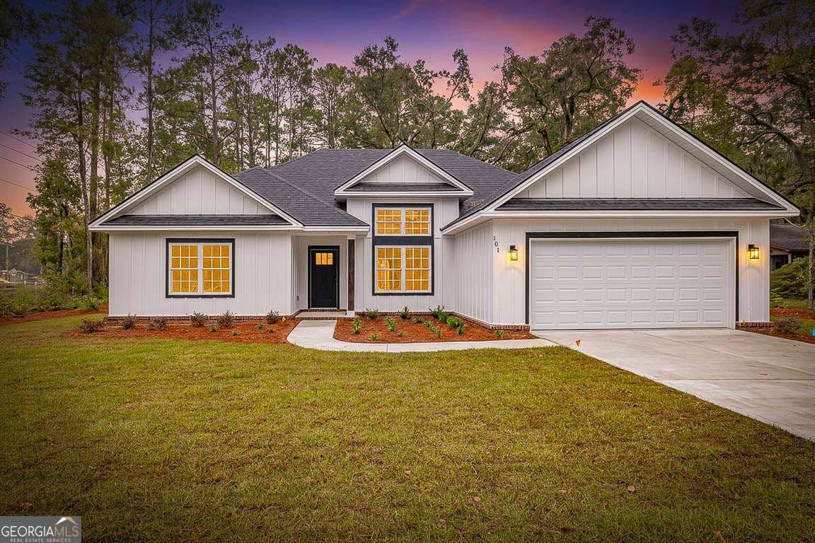 4 bedroom, 2.5 bathroom, 1,894 sq ft single family residence for sale at 101 Winton Drive, Brunswick, GA 31525 — photo 1 of 36