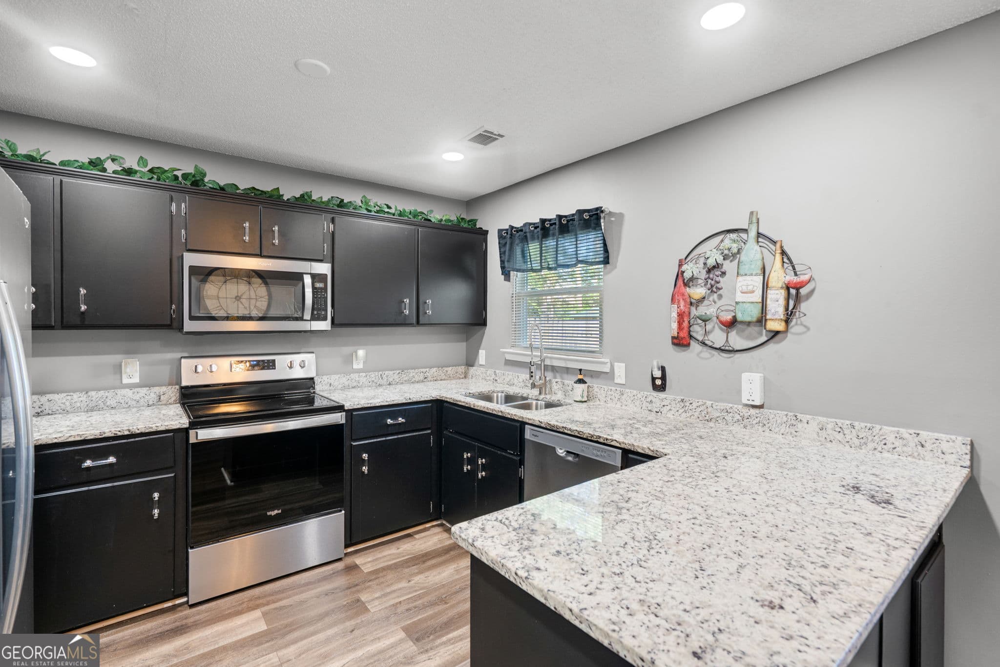 3 bedroom, 2 bathroom single family residence for sale at 217 Jasper Lane, Rincon, GA 31326 — photo 7