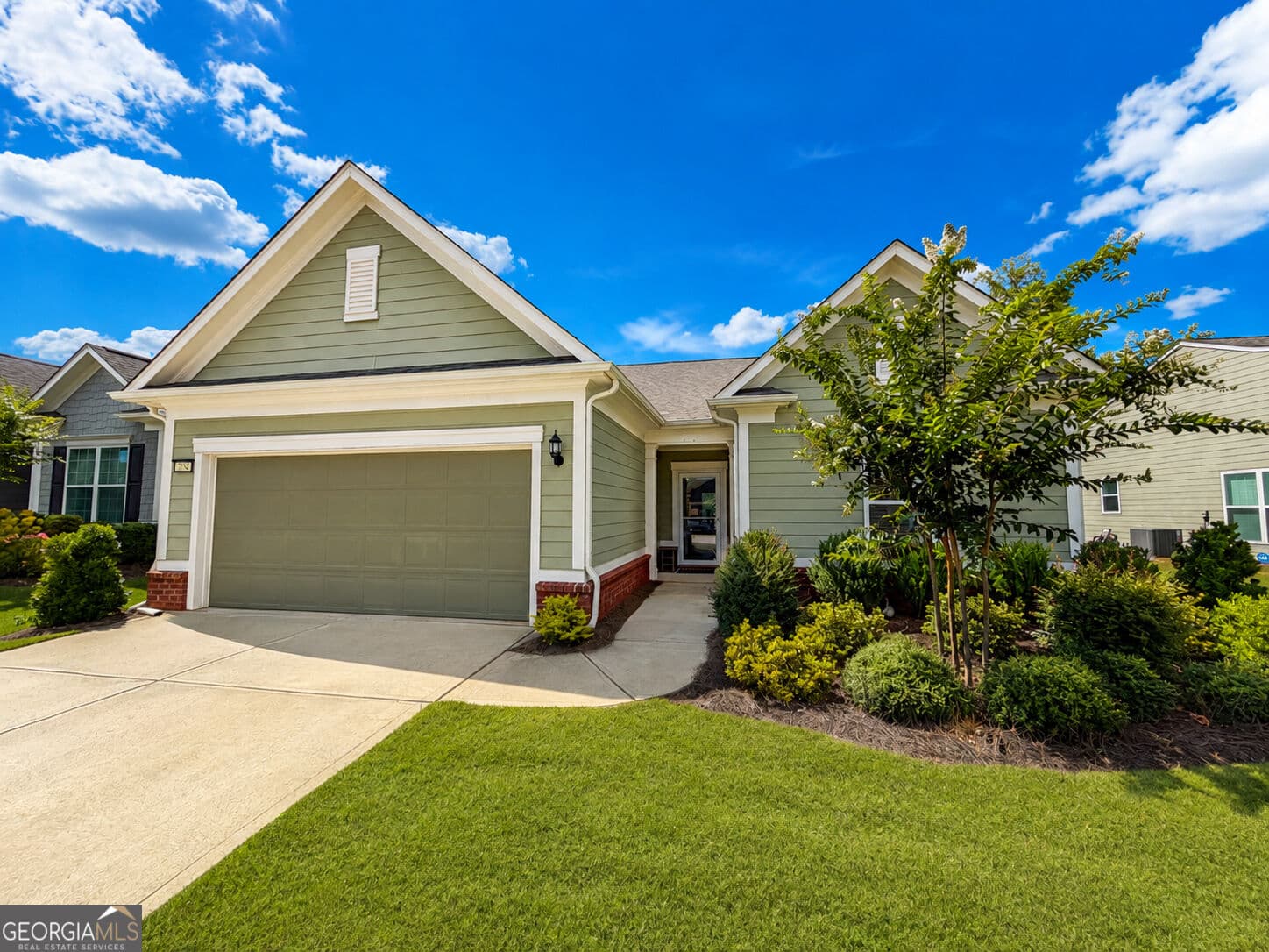3 bedroom, 2 bathroom, 2,199 sq ft single family residence for sale at 229 Nuttall Drive, Griffin, GA 30223