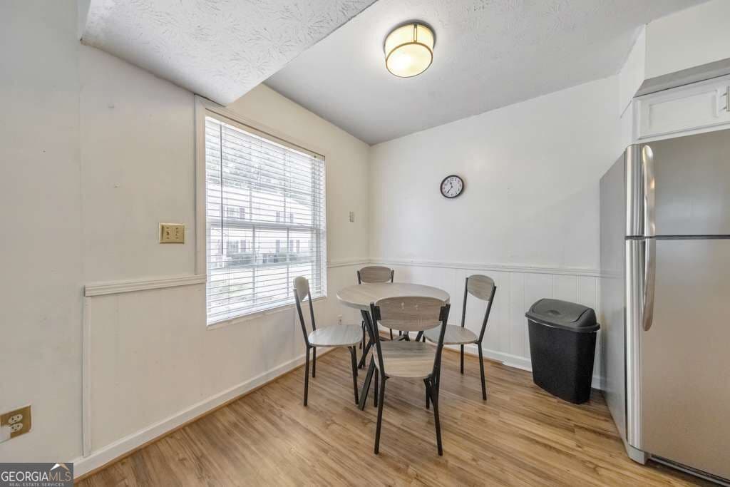 2 bedroom, 1 bathroom, 969 sq ft condominium for sale at 1313 Surrey Lane, Marietta, GA 30008 — photo 6