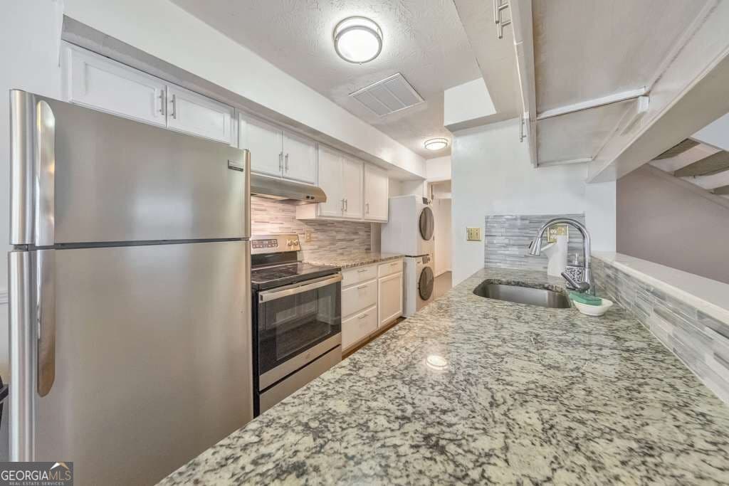 2 bedroom, 1 bathroom, 969 sq ft condominium for sale at 1313 Surrey Lane, Marietta, GA 30008 — photo 8