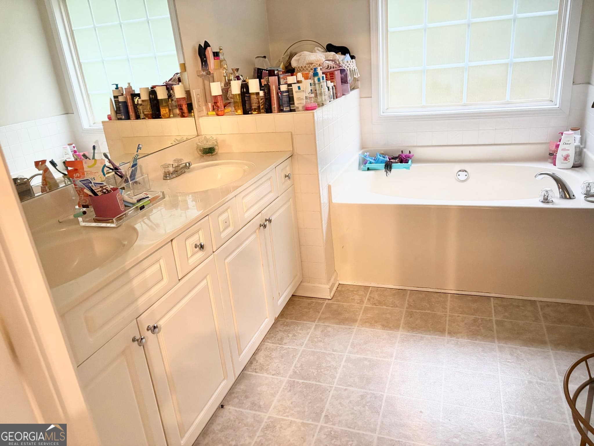 4 bedroom, 2.5 bathroom, 1,850 sq ft single family residence for sale at 921 Tucker Lane, Loganville, GA 30052 — photo 9