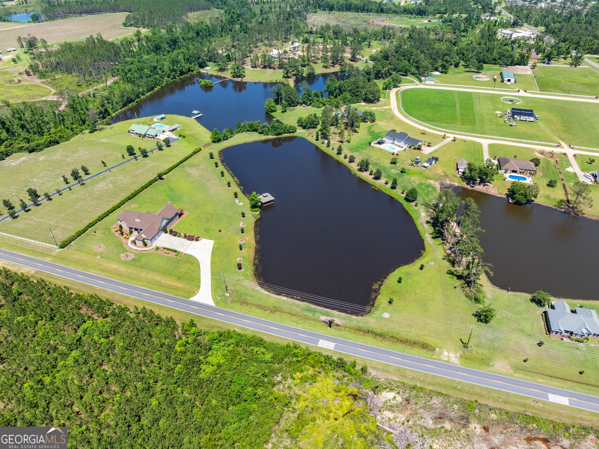 4 bedroom, 4.5 bathroom, 6,044 sq ft single family residence for sale at 42 Claxton Road, Hazlehurst, GA 31539 — photo 8