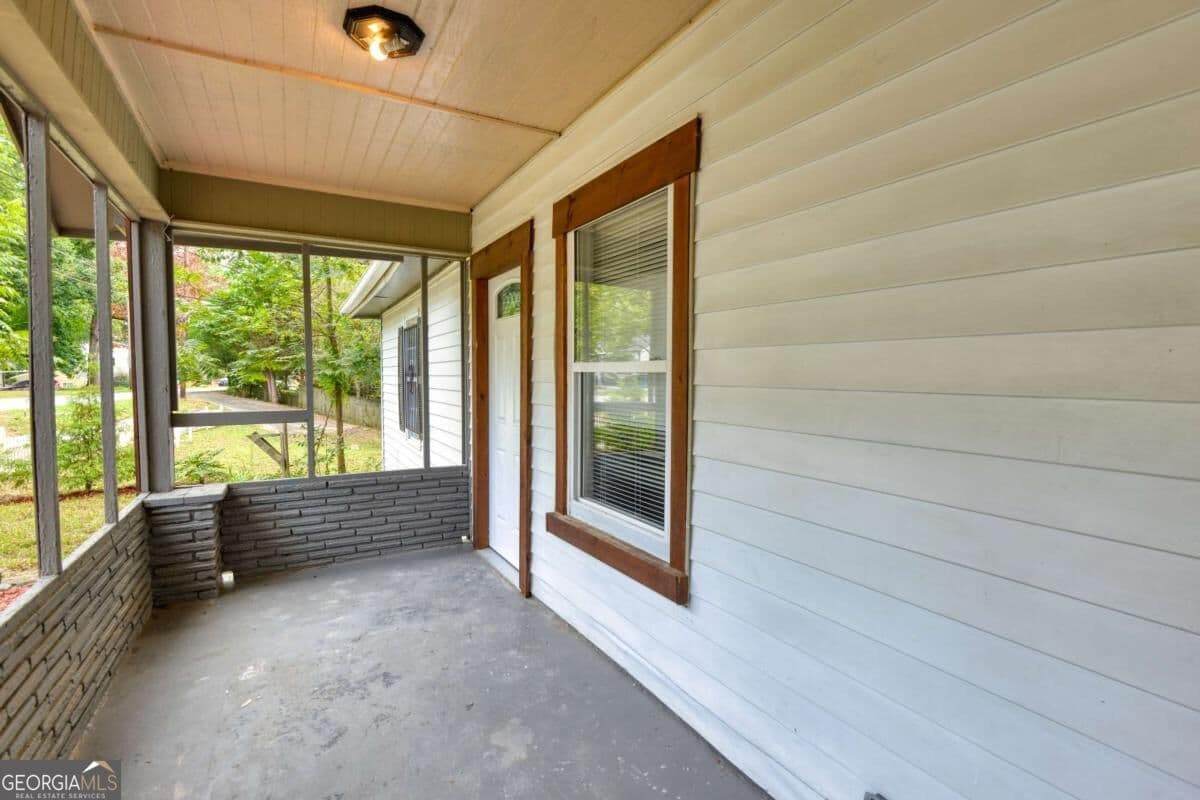 3 bedroom, 2 bathroom, 1,260 sq ft single family residence for rent at 2486 Claude Street, Atlanta, GA 30318 for $1,850 a month — photo 2