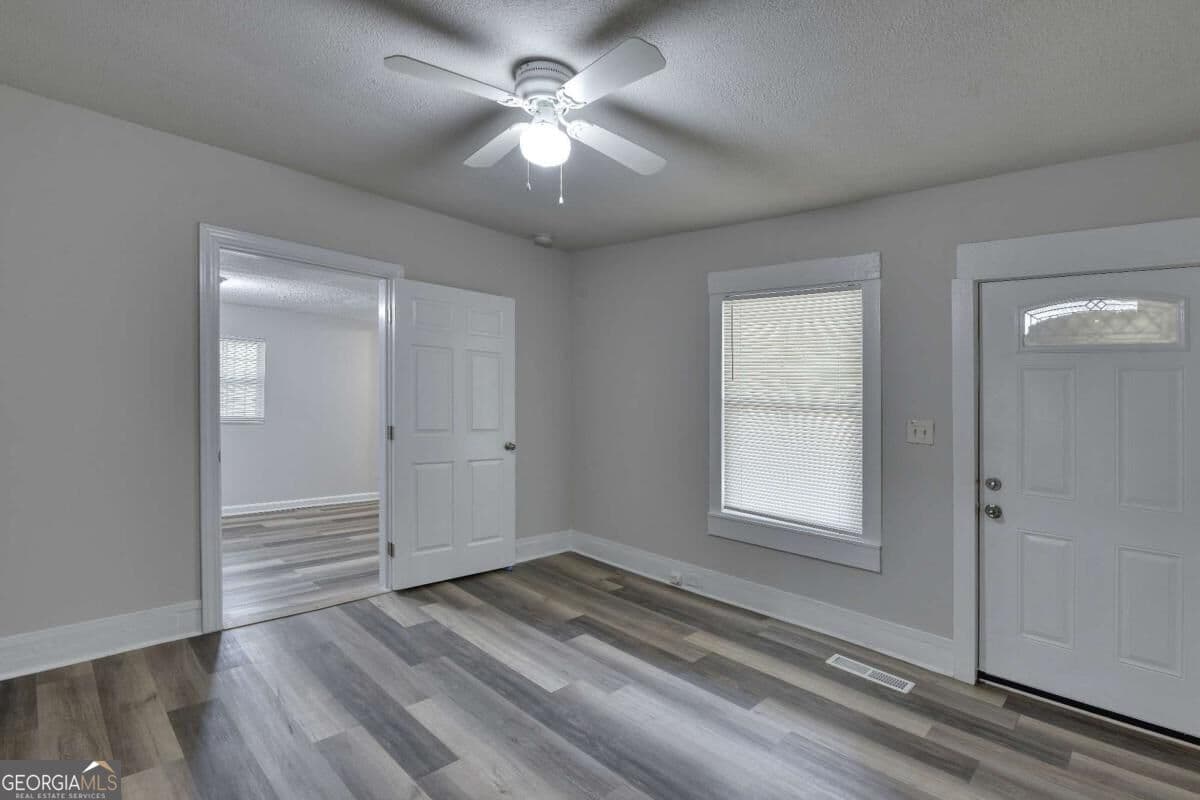 3 bedroom, 2 bathroom, 1,260 sq ft single family residence for rent at 2486 Claude Street, Atlanta, GA 30318 for $1,850 a month — photo 3